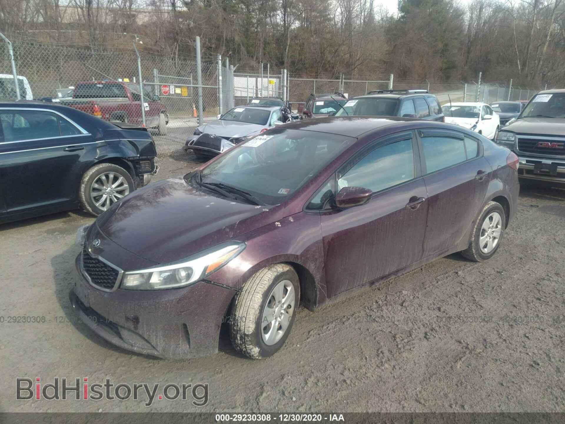 2017 KIA FORTE - VIN: 3KPFK4A76HE110514 - Фото 2