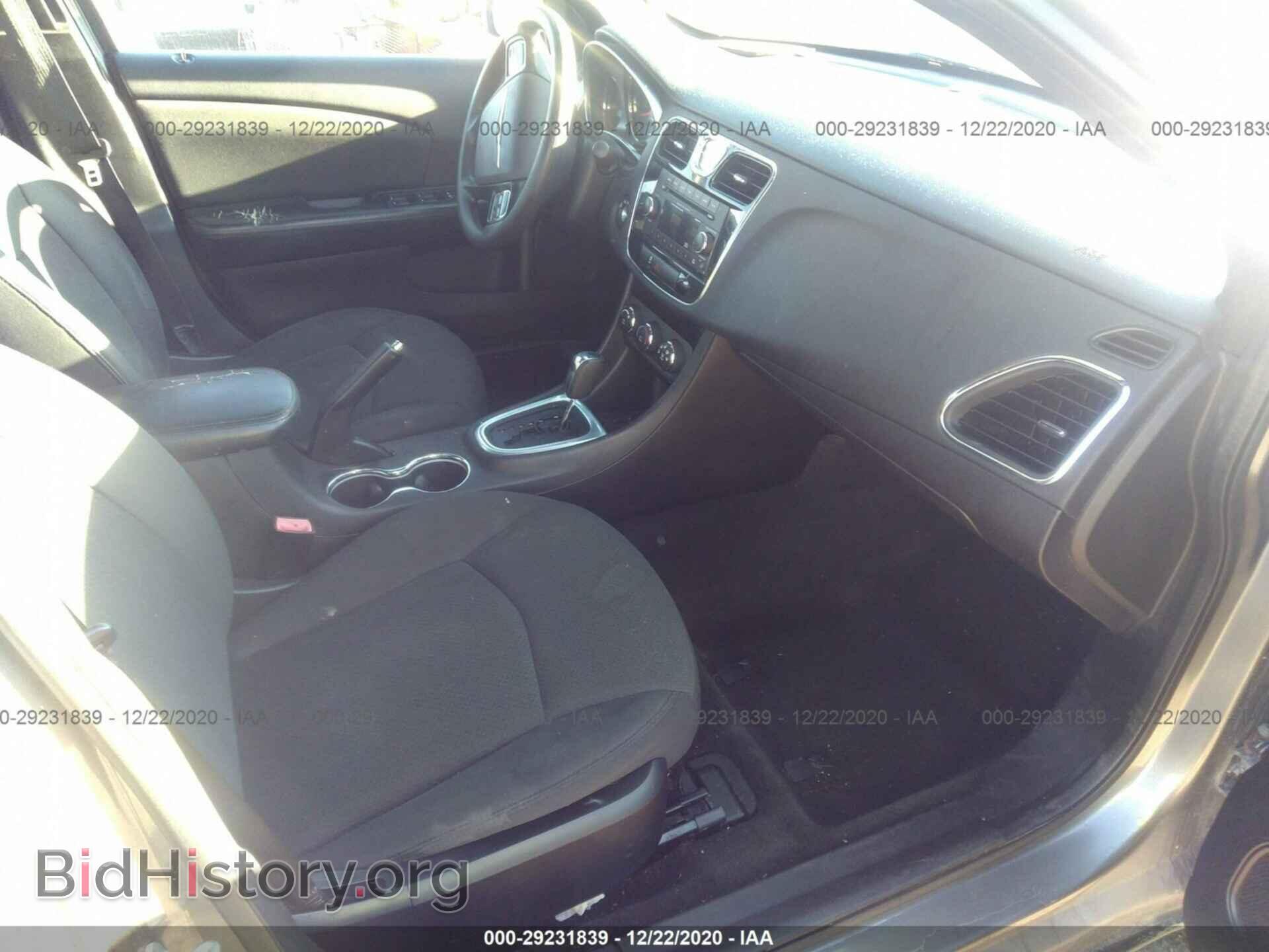 2012 CHRYSLER 200 - VIN: 1C3CCBAB9CN105051 - Фото 5