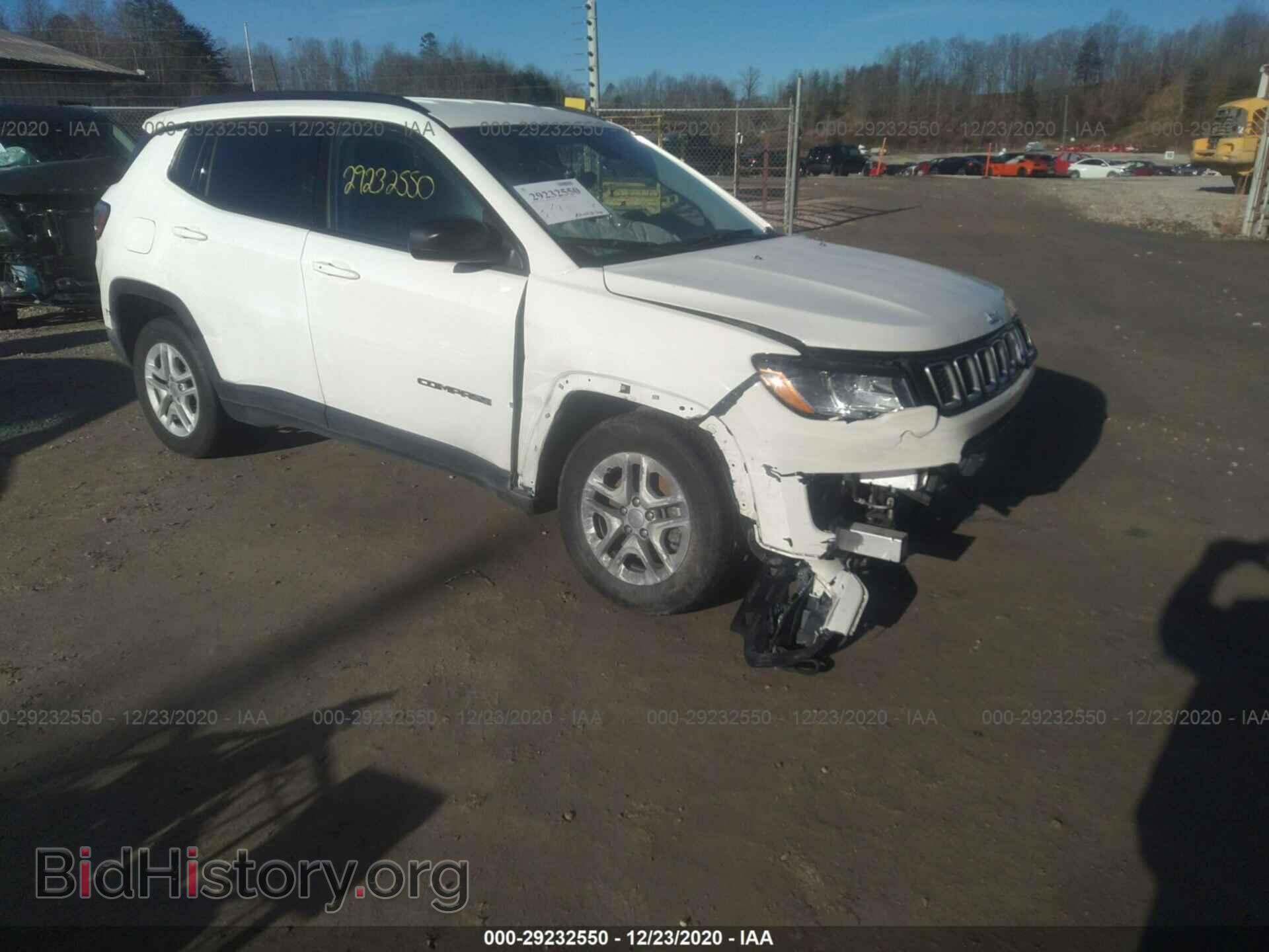 Photo 3C4NJCAB7JT487948 - JEEP COMPASS 2018
