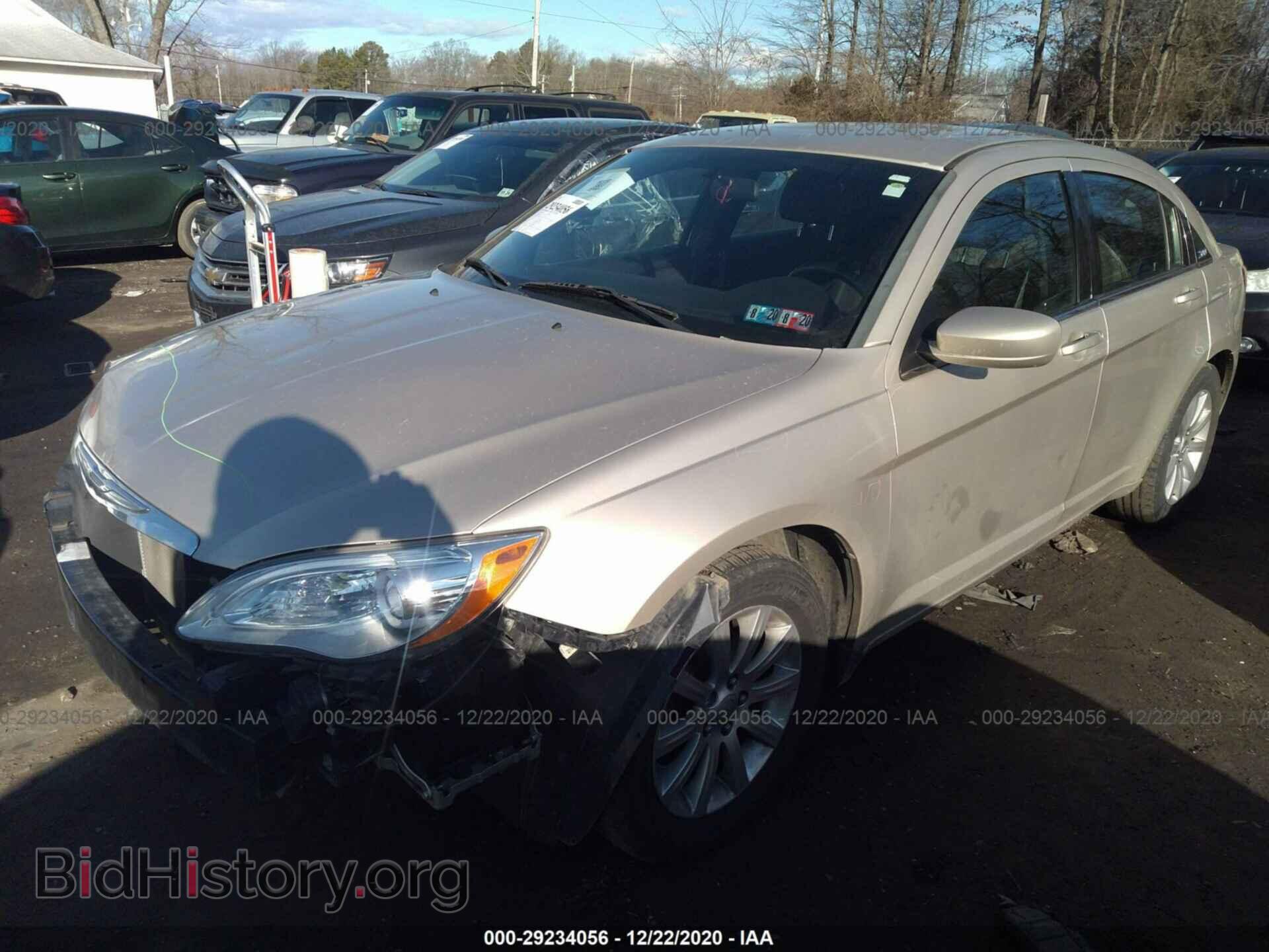 2013 CHRYSLER 200 - VIN: 1C3CCBBB0DN695978 - Photo 2