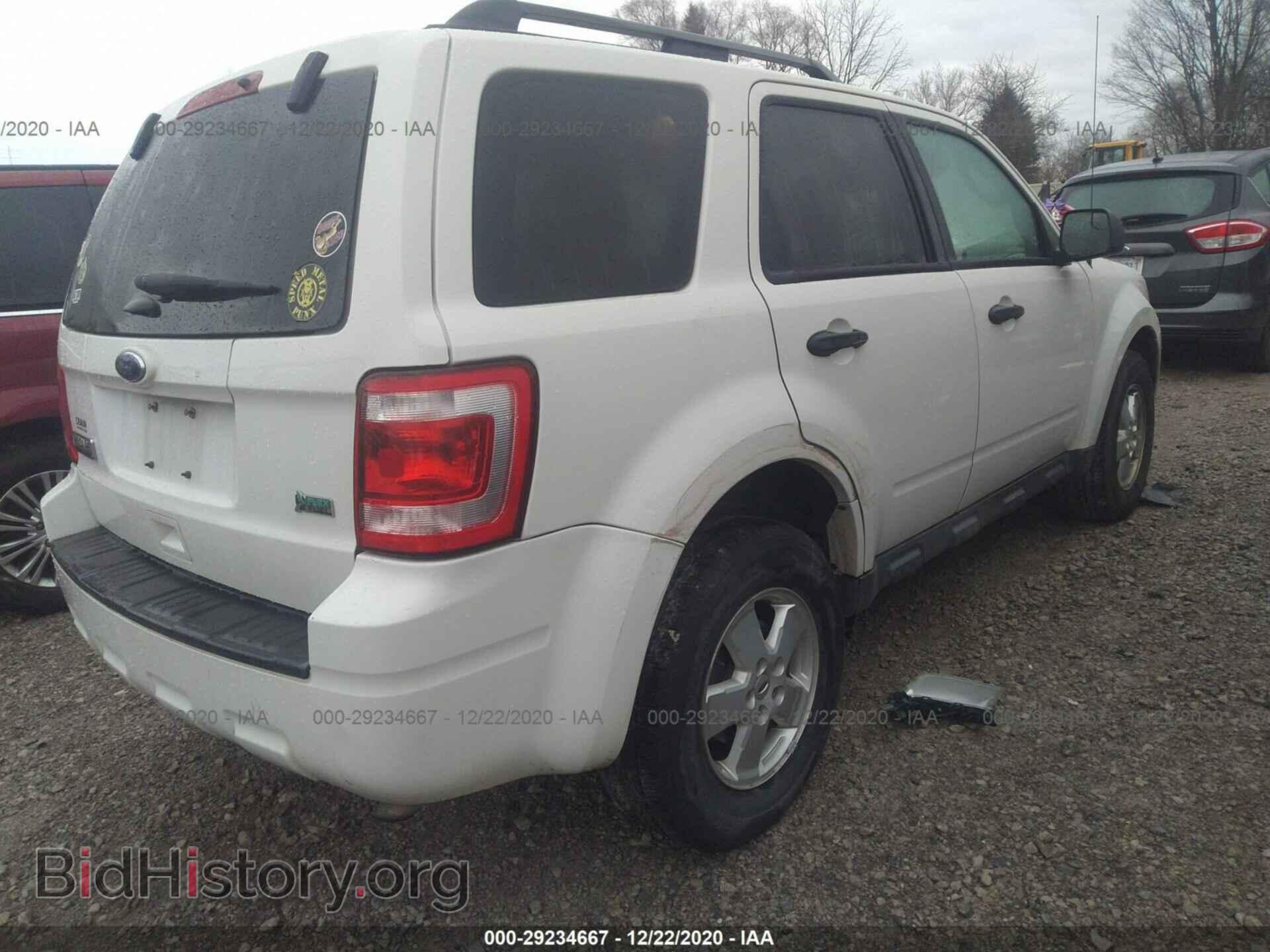 2011 FORD ESCAPE - VIN: 1FMCU9DG0BKC37667 - Фото 4