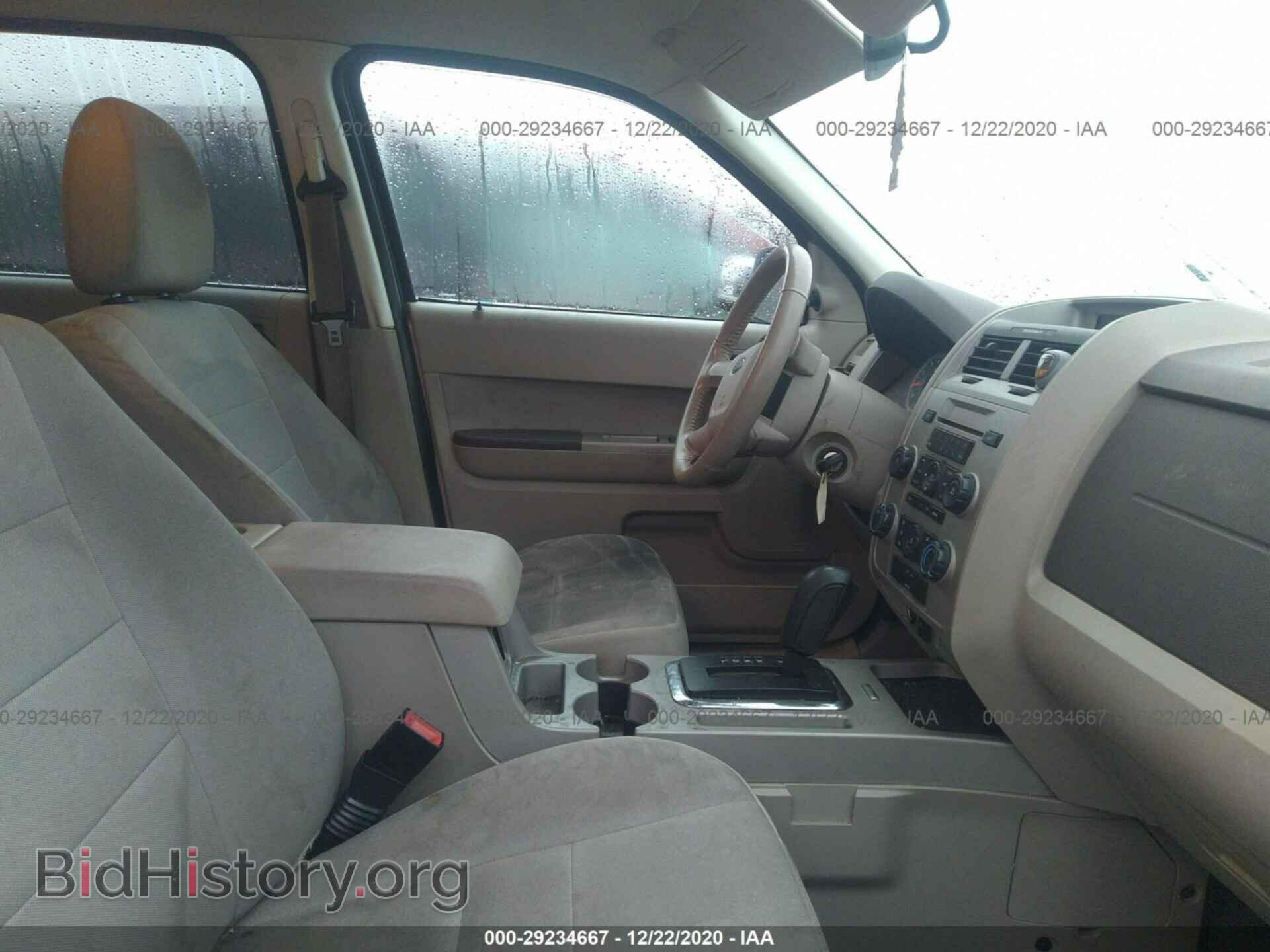 2011 FORD ESCAPE - VIN: 1FMCU9DG0BKC37667 - Фото 5