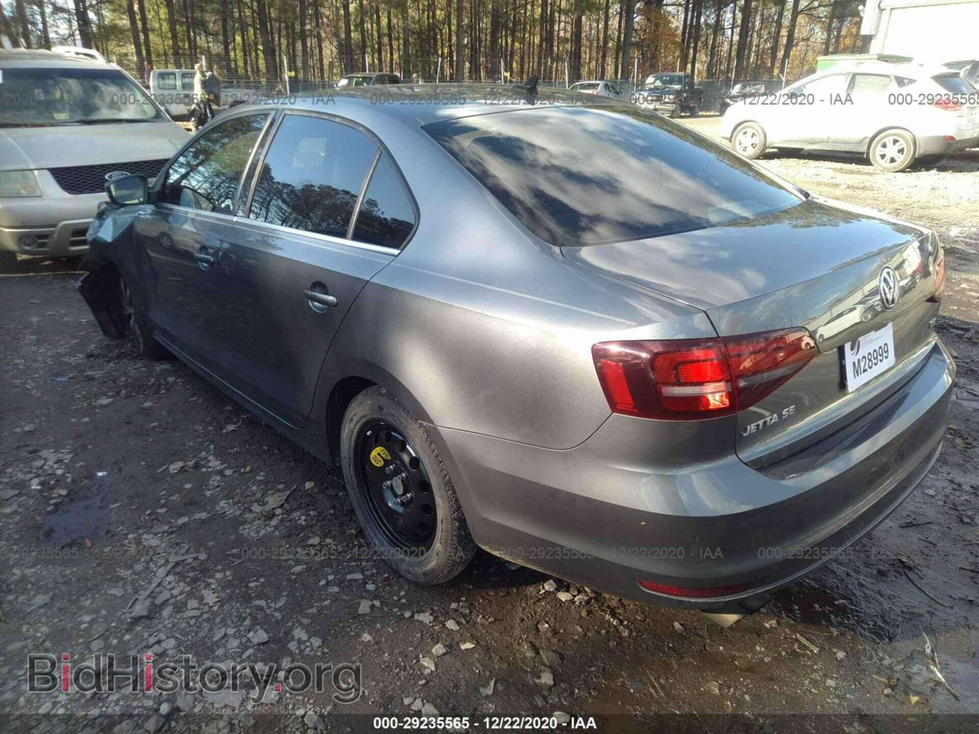 2017 VOLKSWAGEN JETTA - VIN: 3VWDB7AJ5HM304295 - Photo 3