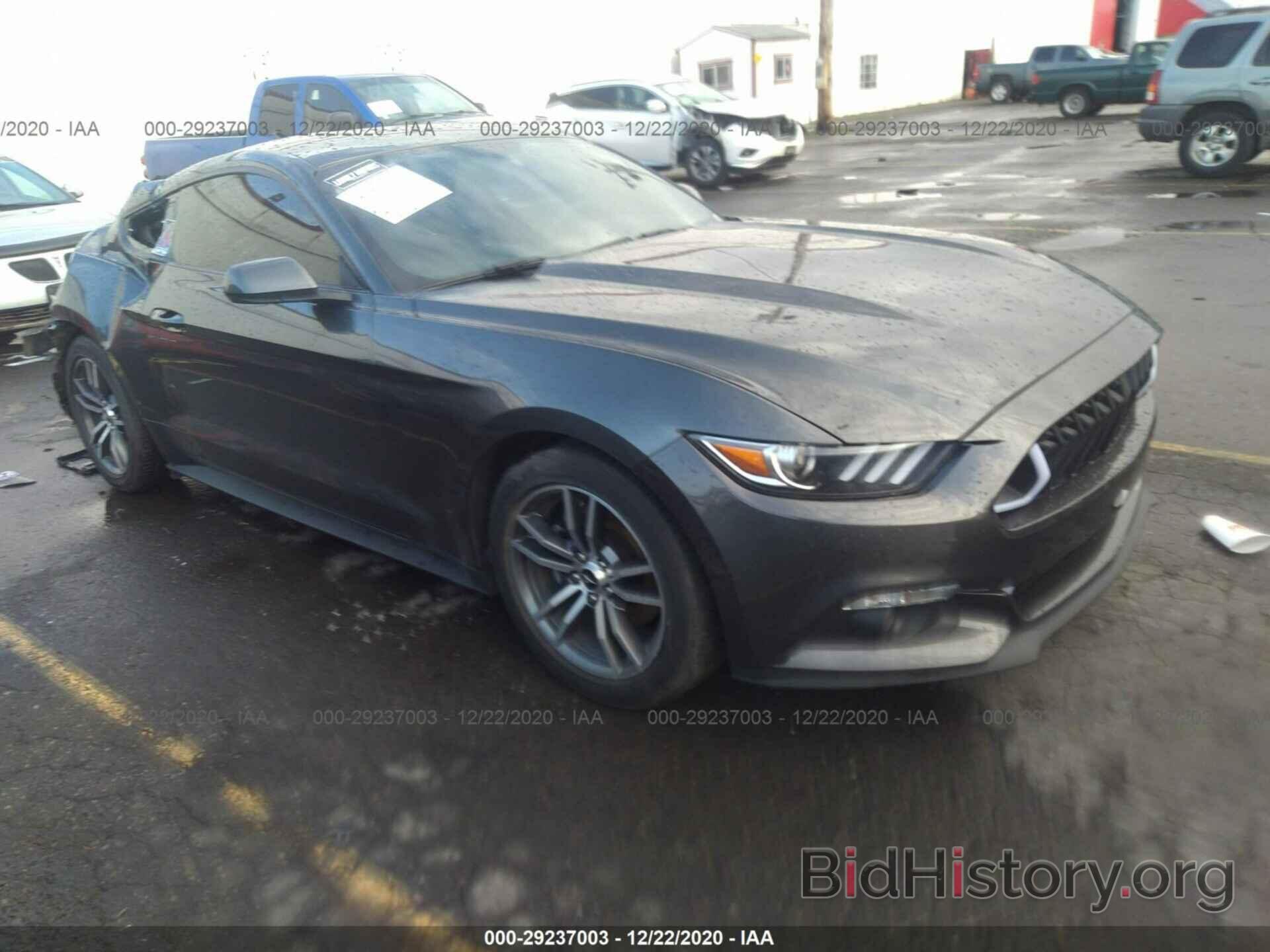 Photo 1FA6P8TH9G5290697 - FORD MUSTANG 2016