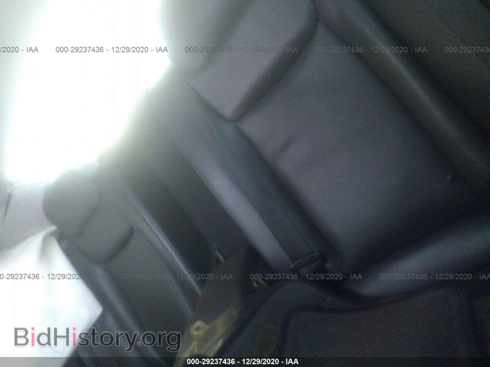 2016 CHRYSLER 300 - VIN: 2C3CCAEG3GH334324 - Фото 8