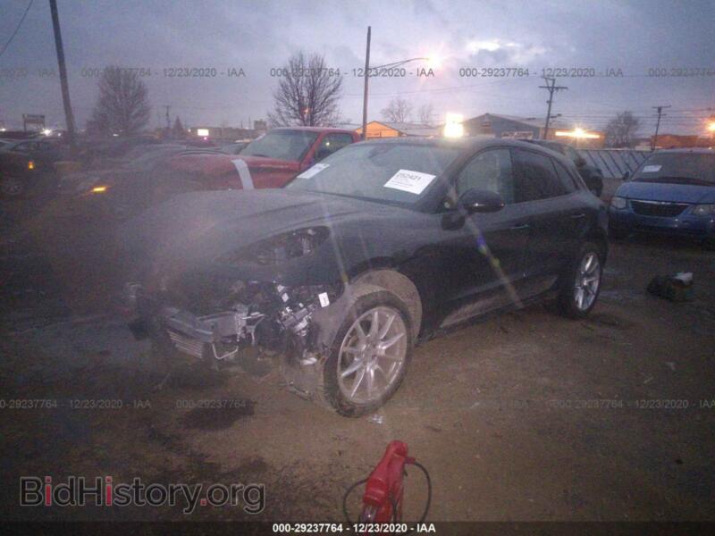 2018 Porsche MACAN (VIN WP1AA2A57JLB14860) — photo 2 of 11