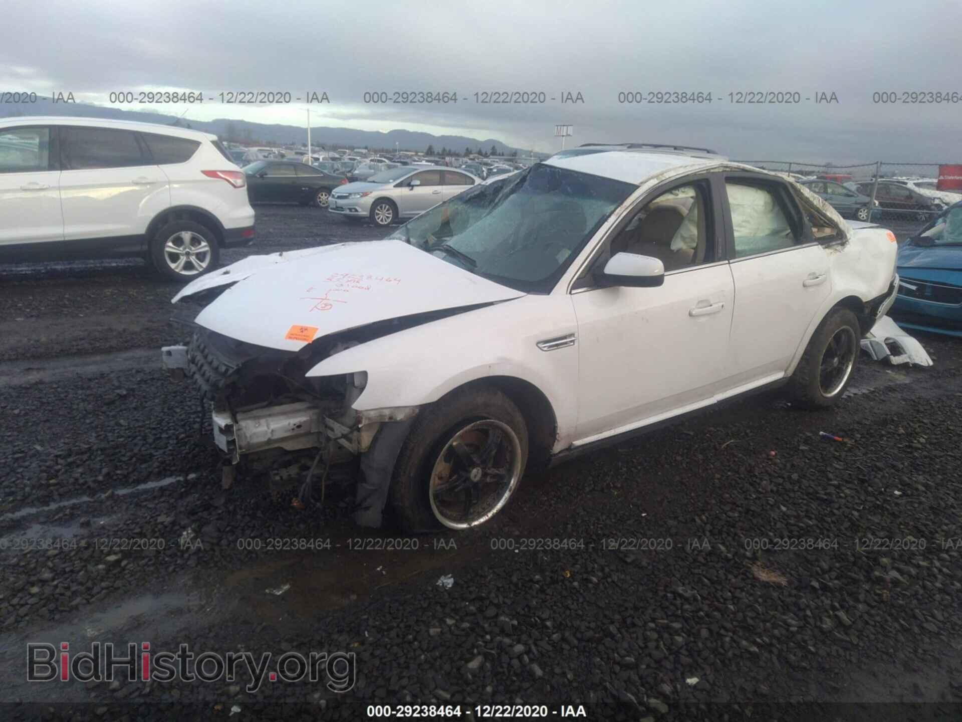 2008 FORD TAURUS - VIN: 1FAHP24W28G158454 - Фото 2