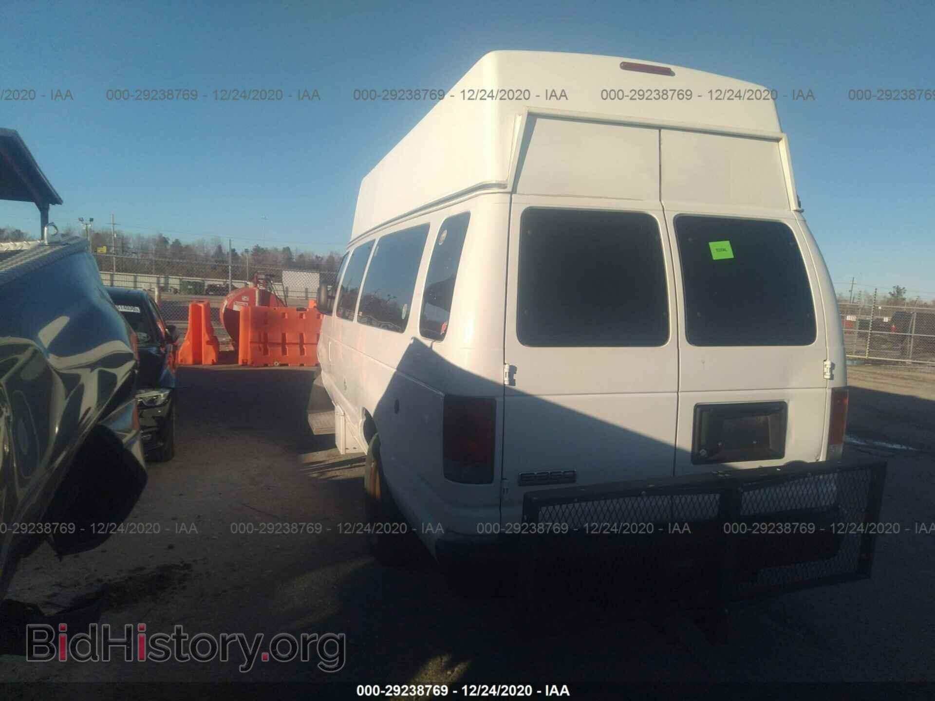 2010 FORD ECONOLINE CARGO VAN - VIN: 1FTDS3EL0ADA57597 - Фото 3