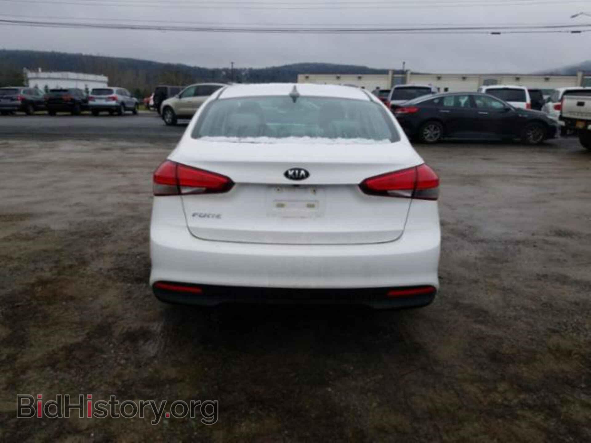 2017 KIA FORTE - VIN: 3KPFL4A73HE102531 - Фото 9