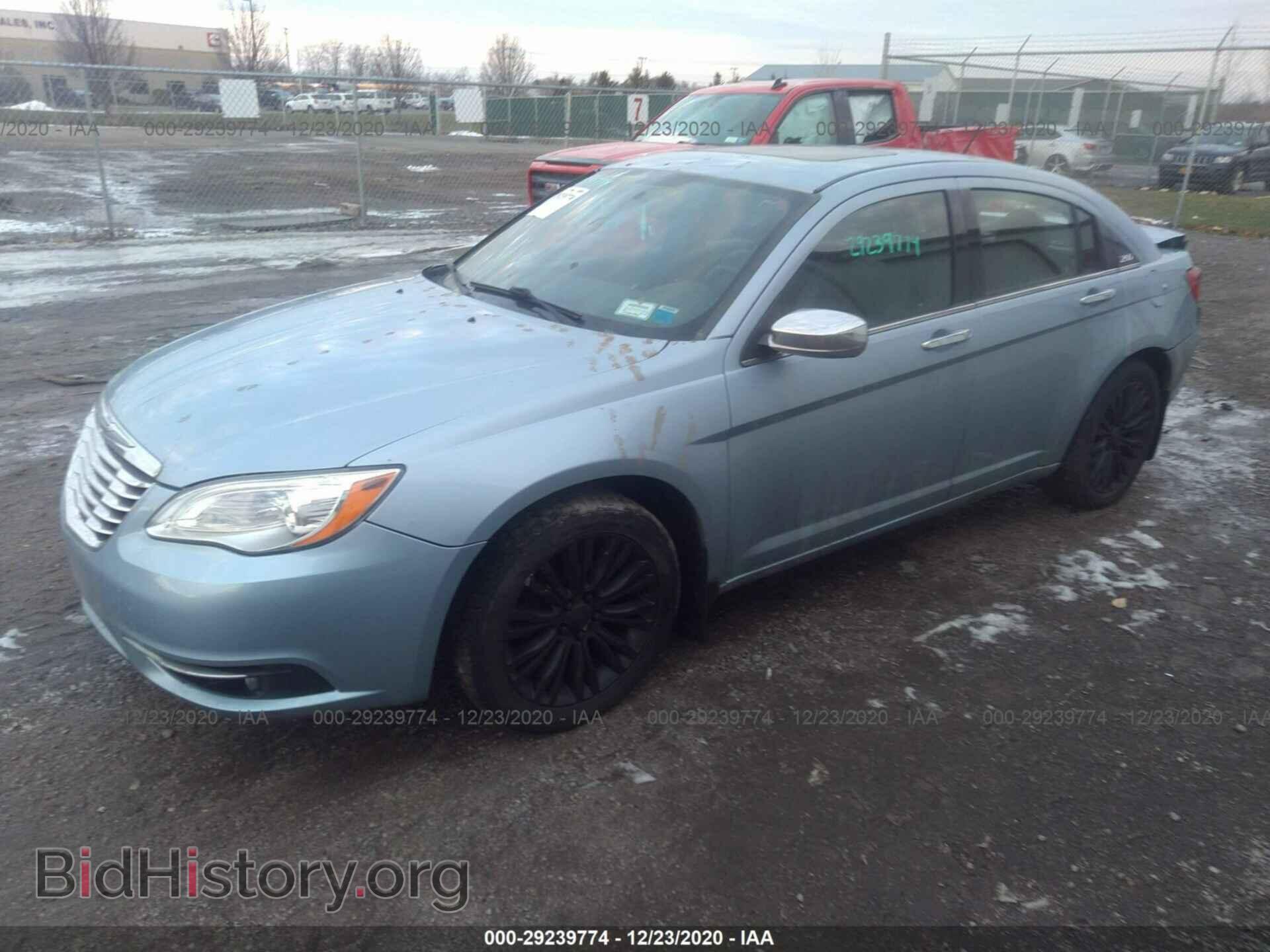 2012 CHRYSLER 200 - VIN: 1C3CCBCB2CN162995 - Photo 2