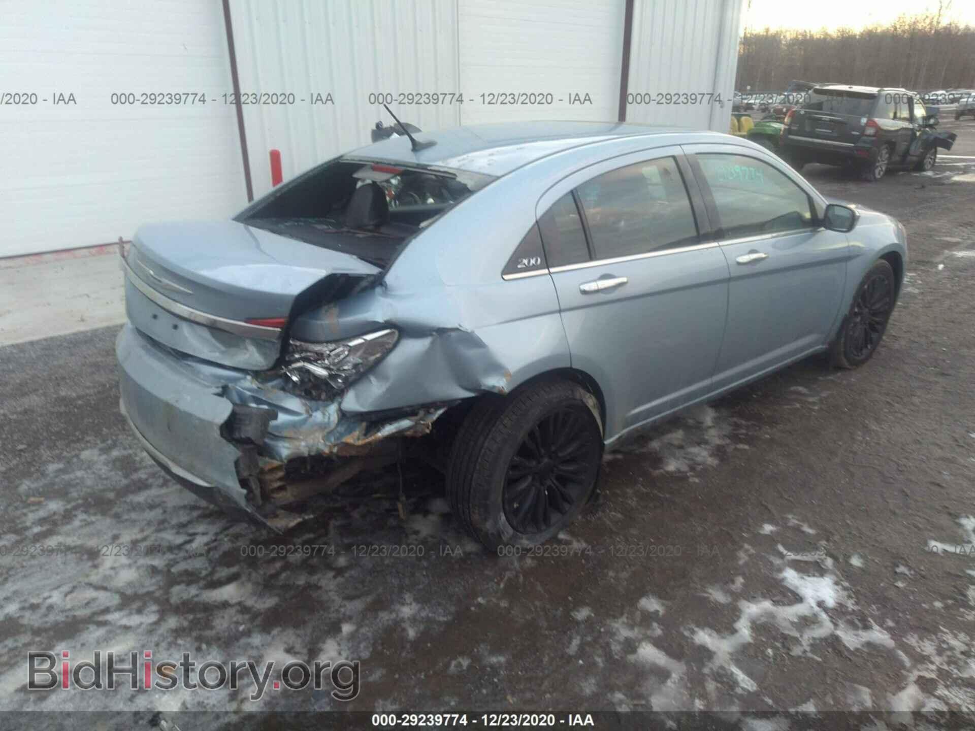 2012 CHRYSLER 200 - VIN: 1C3CCBCB2CN162995 - Photo 4
