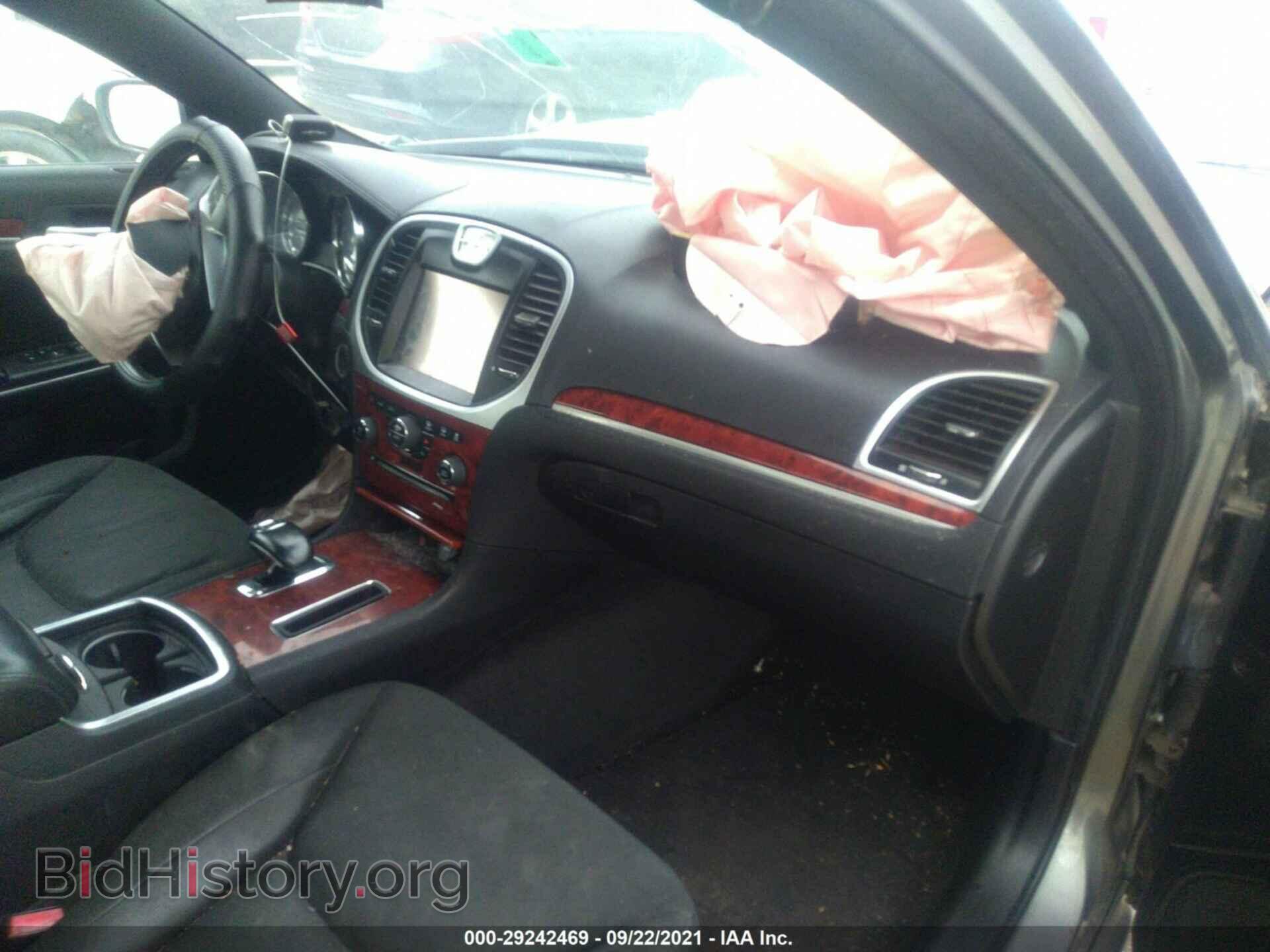 2012 CHRYSLER 300 - VIN: 2C3CCAAG2CH193018 - Photo 5