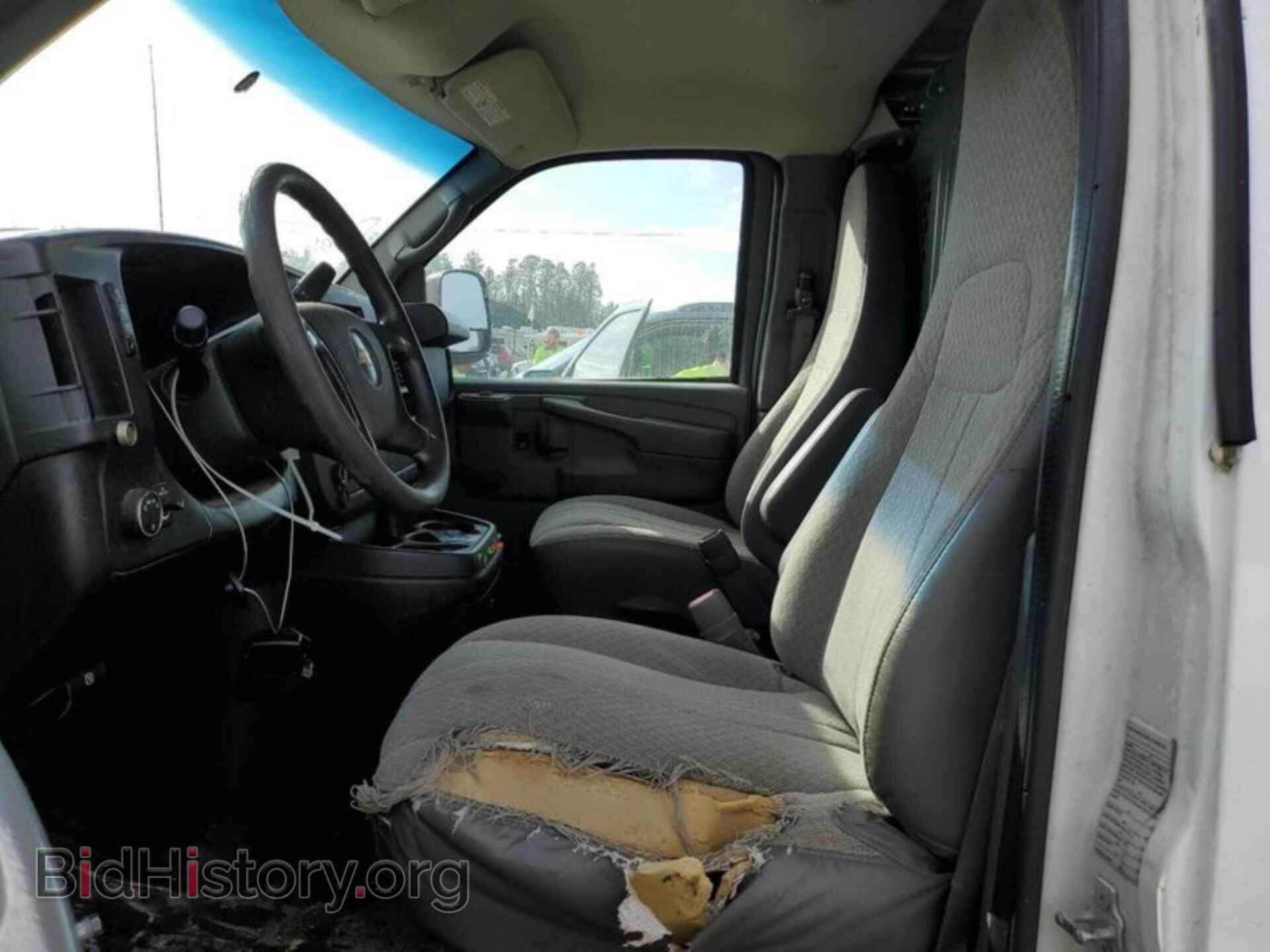 2011 CHEVROLET EXPRESS CARGO VAN - VIN: 1GCWGFCA8B1165014 - Фото 9