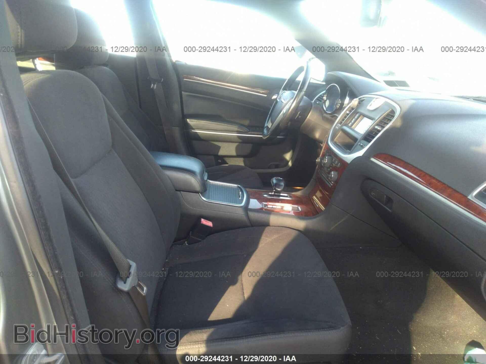 2012 CHRYSLER 300 - VIN: 2C3CCAAG3CH134155 - Фото 5