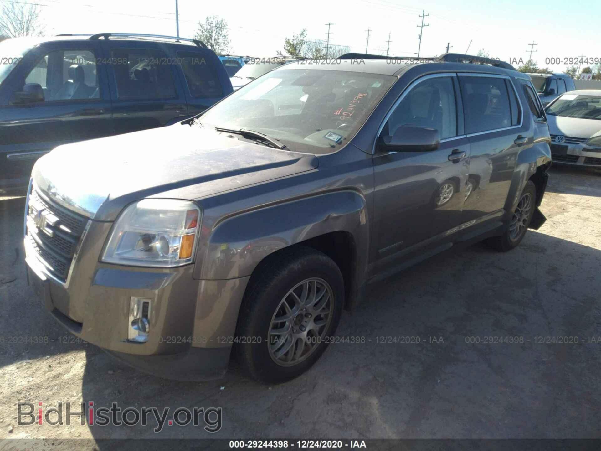 2012 GMC TERRAIN - VIN: 2GKALUEK1C6124792 - Photo 2