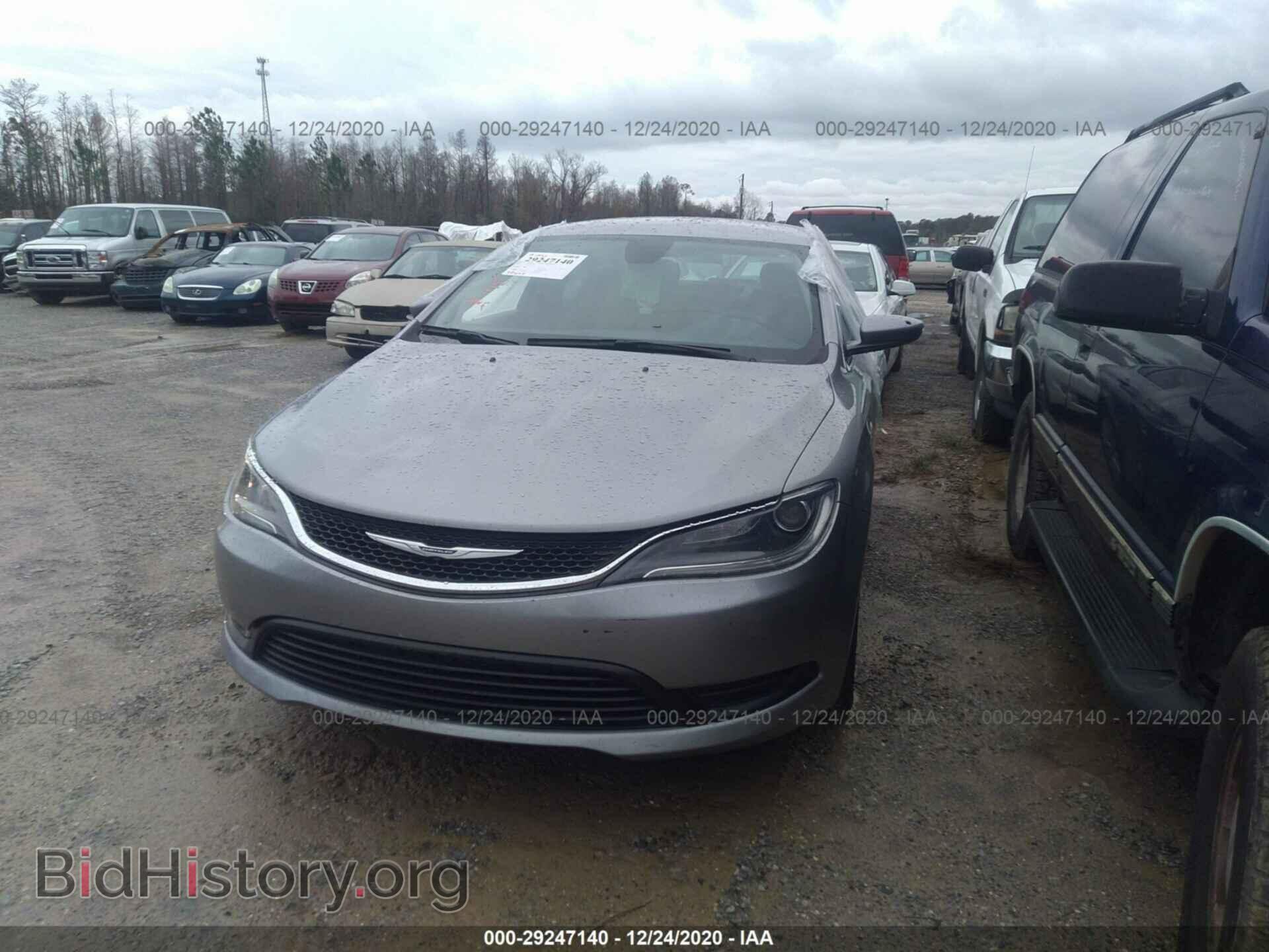 2016 CHRYSLER 200 - VIN: 1C3CCCFB9GN186587 - Фото 2