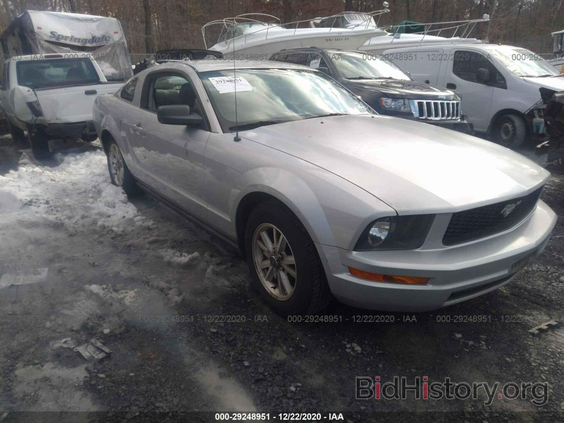 Photo 1ZVFT80N175333152 - FORD MUSTANG 2007