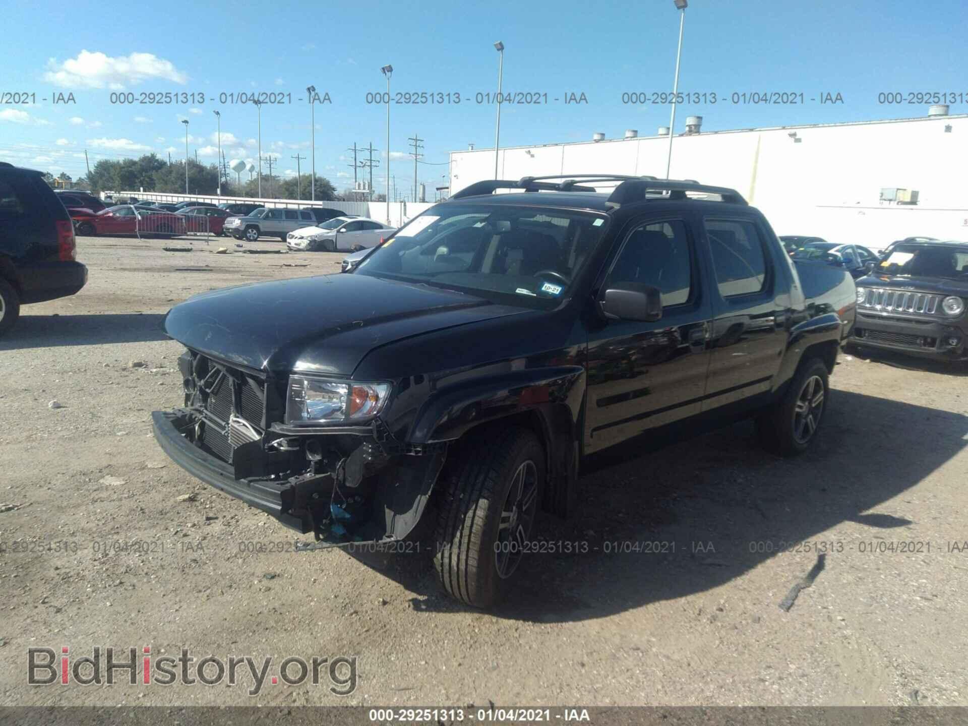 2013 HONDA RIDGELINE - VIN: 5FPYK1F75DB014367 - Фото 2