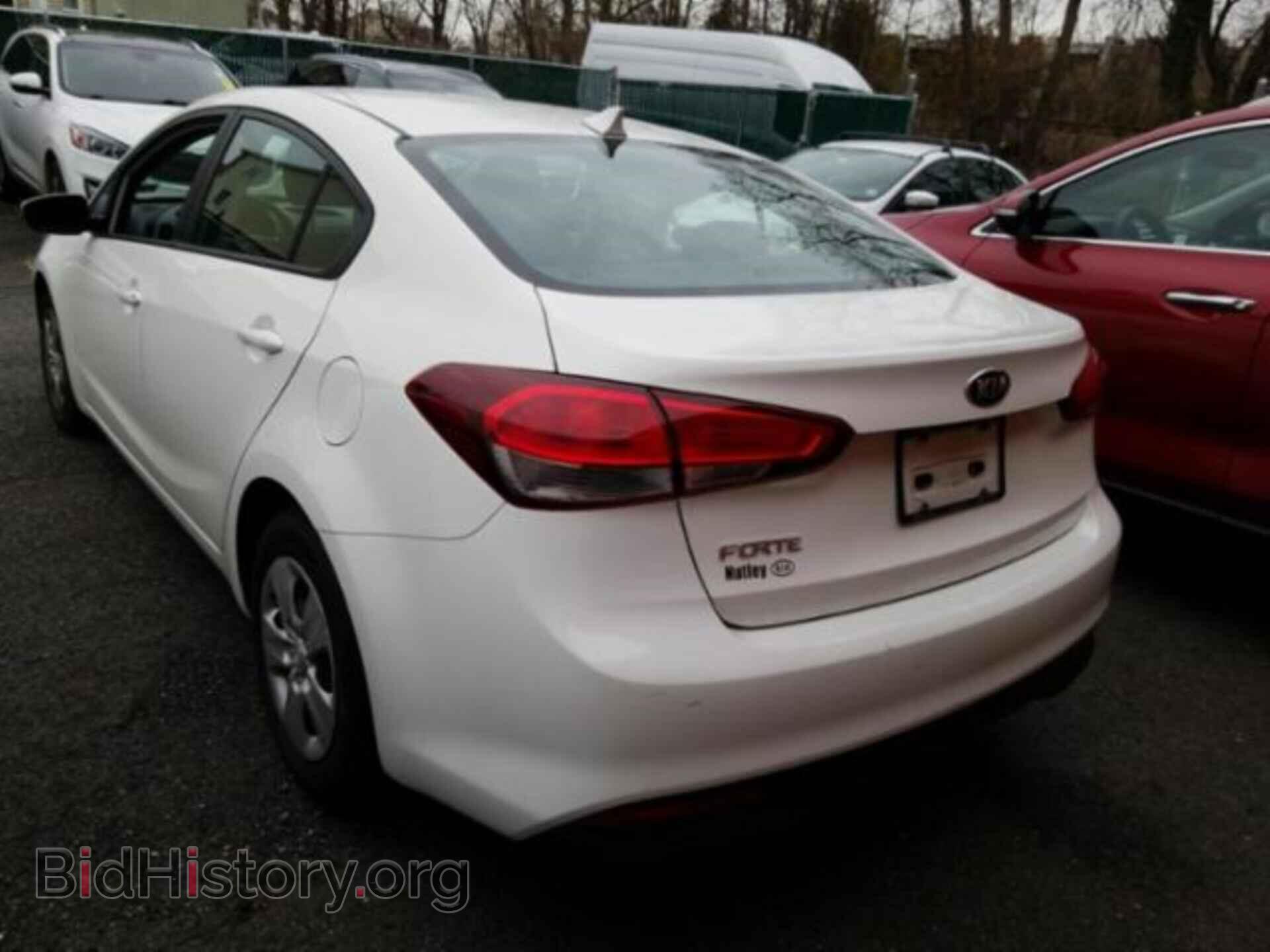 2017 KIA FORTE - VIN: 3KPFK4A72HE137712 - Фото 3
