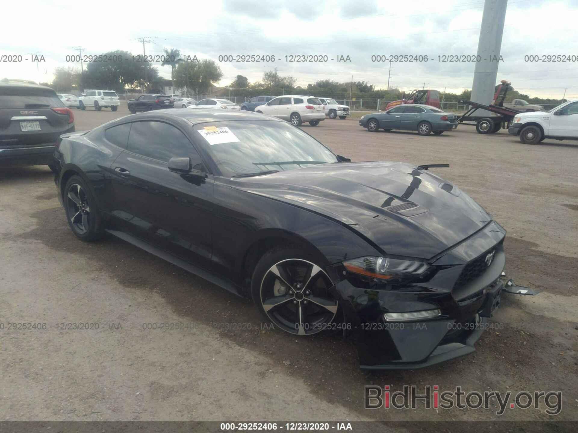 Photo 1FA6P8TH2J5184616 - FORD MUSTANG 2018