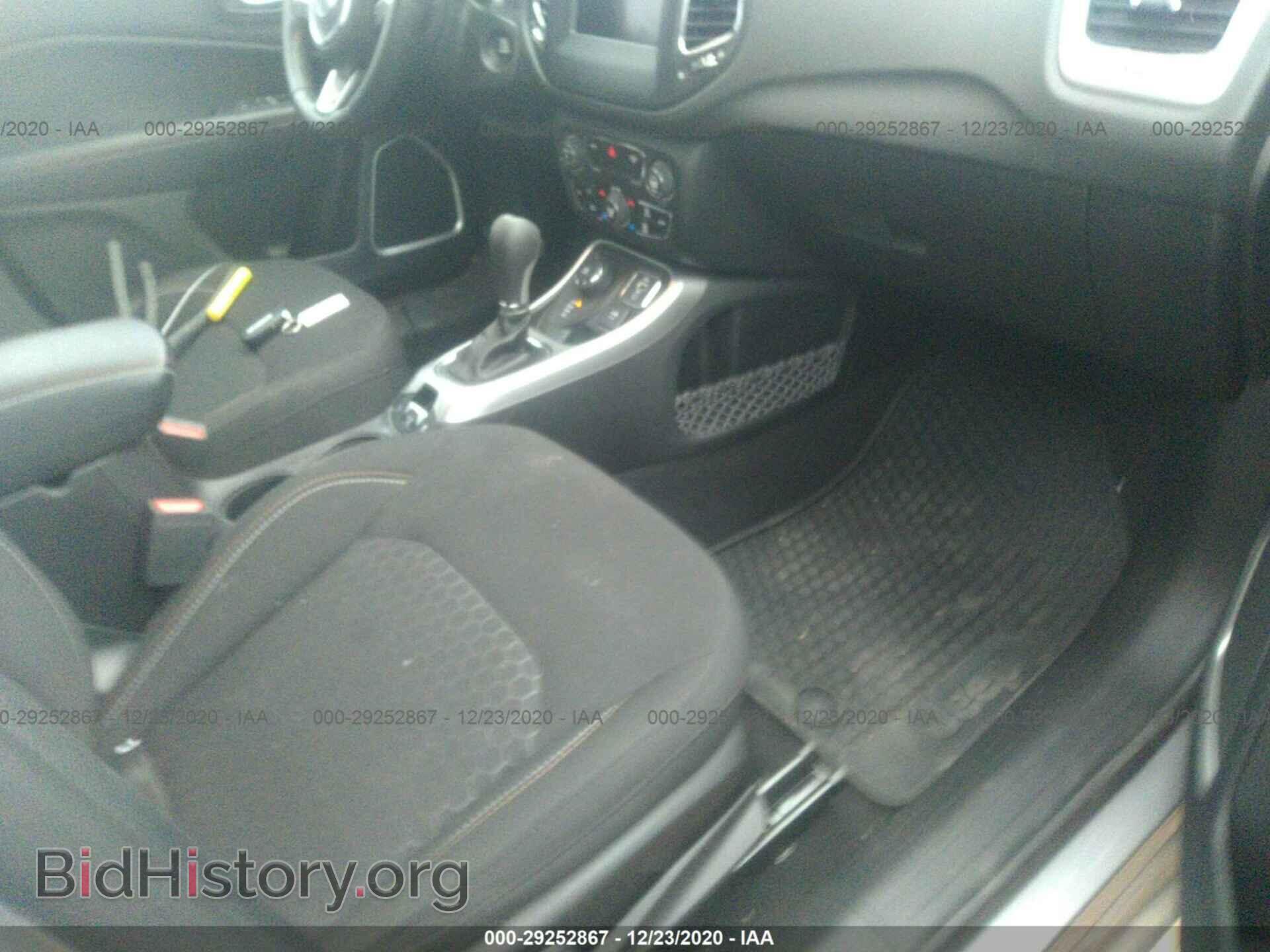 2020 JEEP COMPASS - VIN: 3C4NJDAB5LT146718 - Фото 5