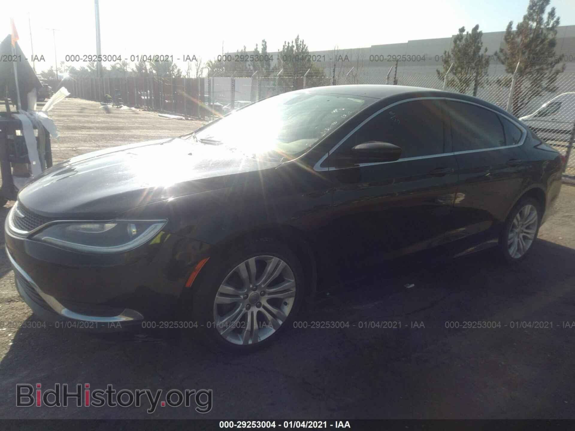 2016 CHRYSLER 200 - VIN: 1C3CCCABXGN134764 - Photo 2