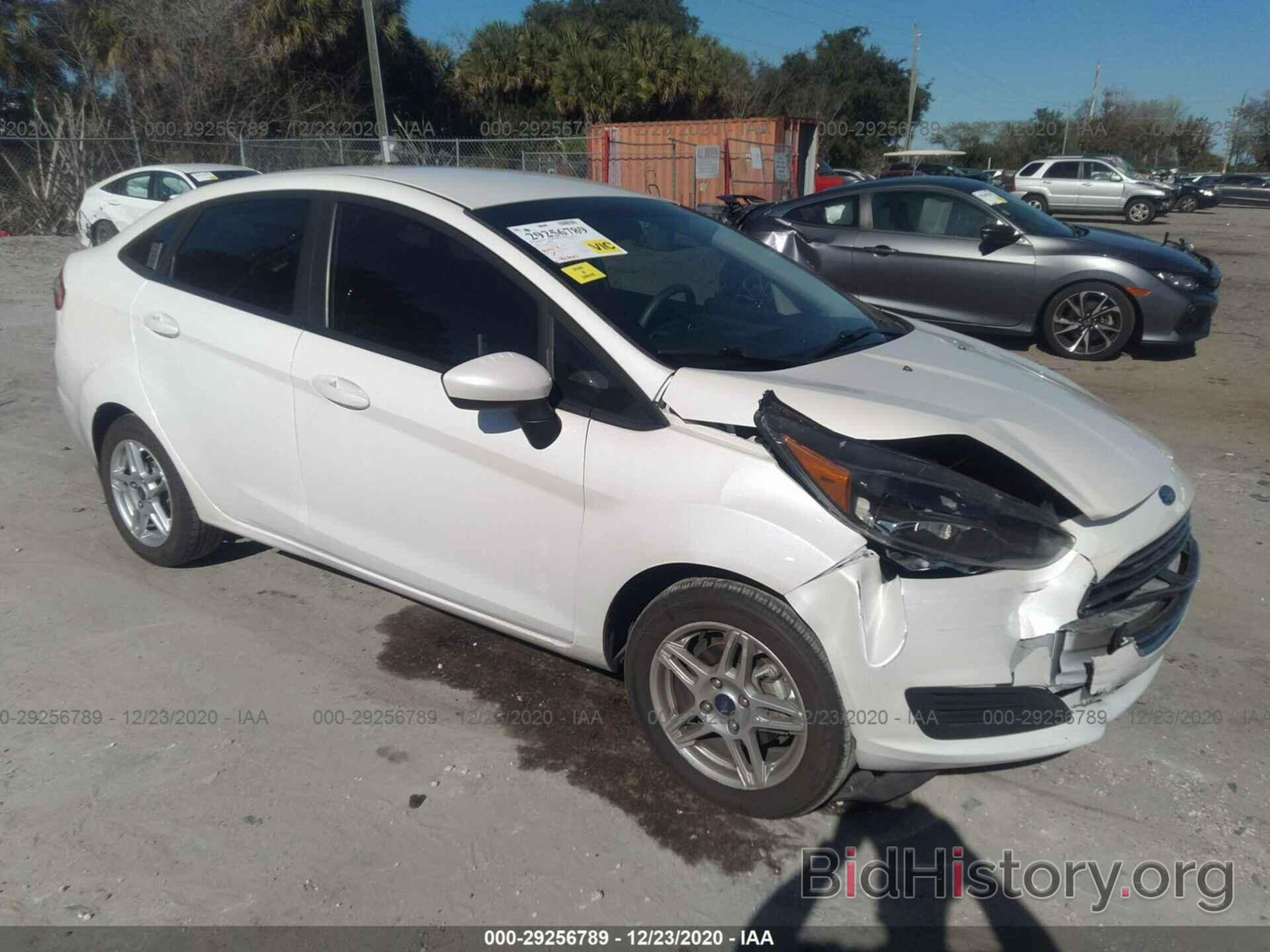 Photo 3FADP4BJ1HM163829 - FORD FIESTA 2017