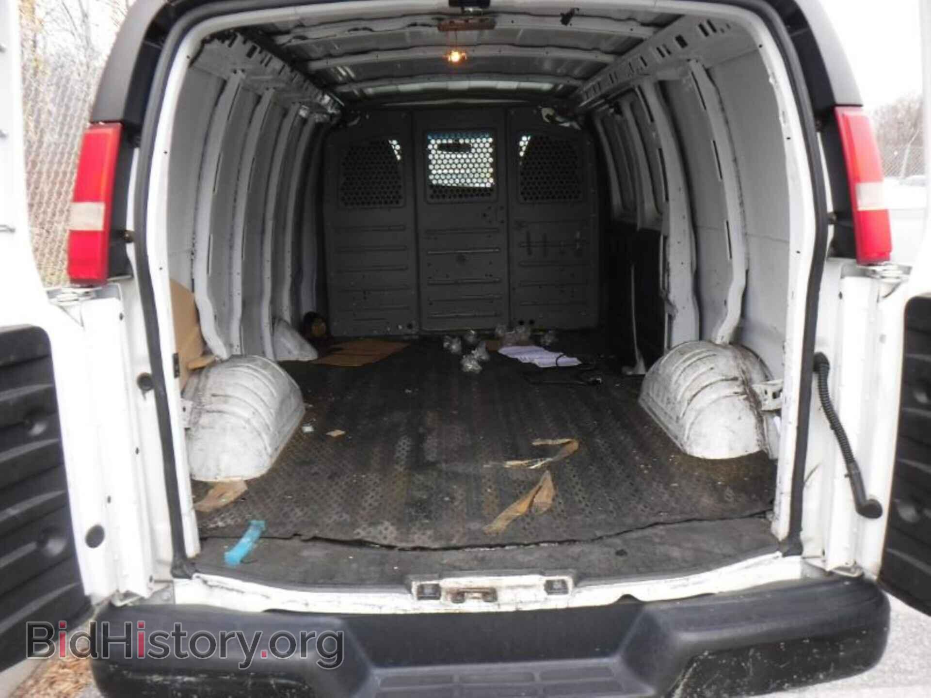 2010 CHEVROLET EXPRESS CARGO VAN - VIN: 1GCZGFBA3A1167198 - Фото 2