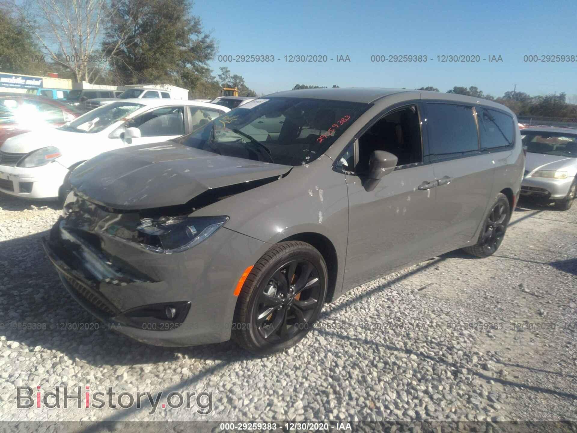 2020 CHRYSLER PACIFICA - VIN: 2C4RC1FG0LR258635 - Фото 2