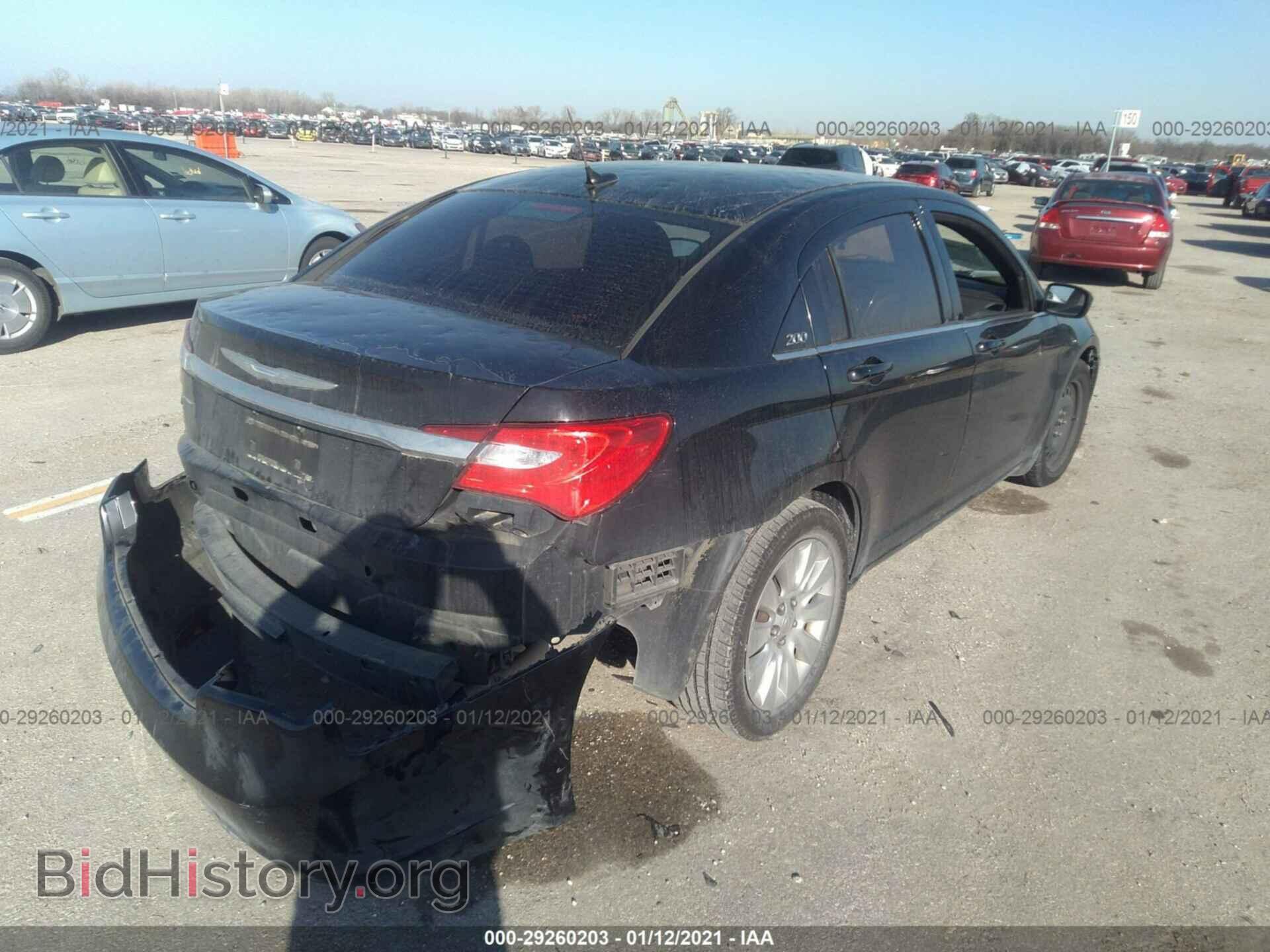 2012 CHRYSLER 200 - VIN: 1C3CCBAB9CN267729 - Фото 4