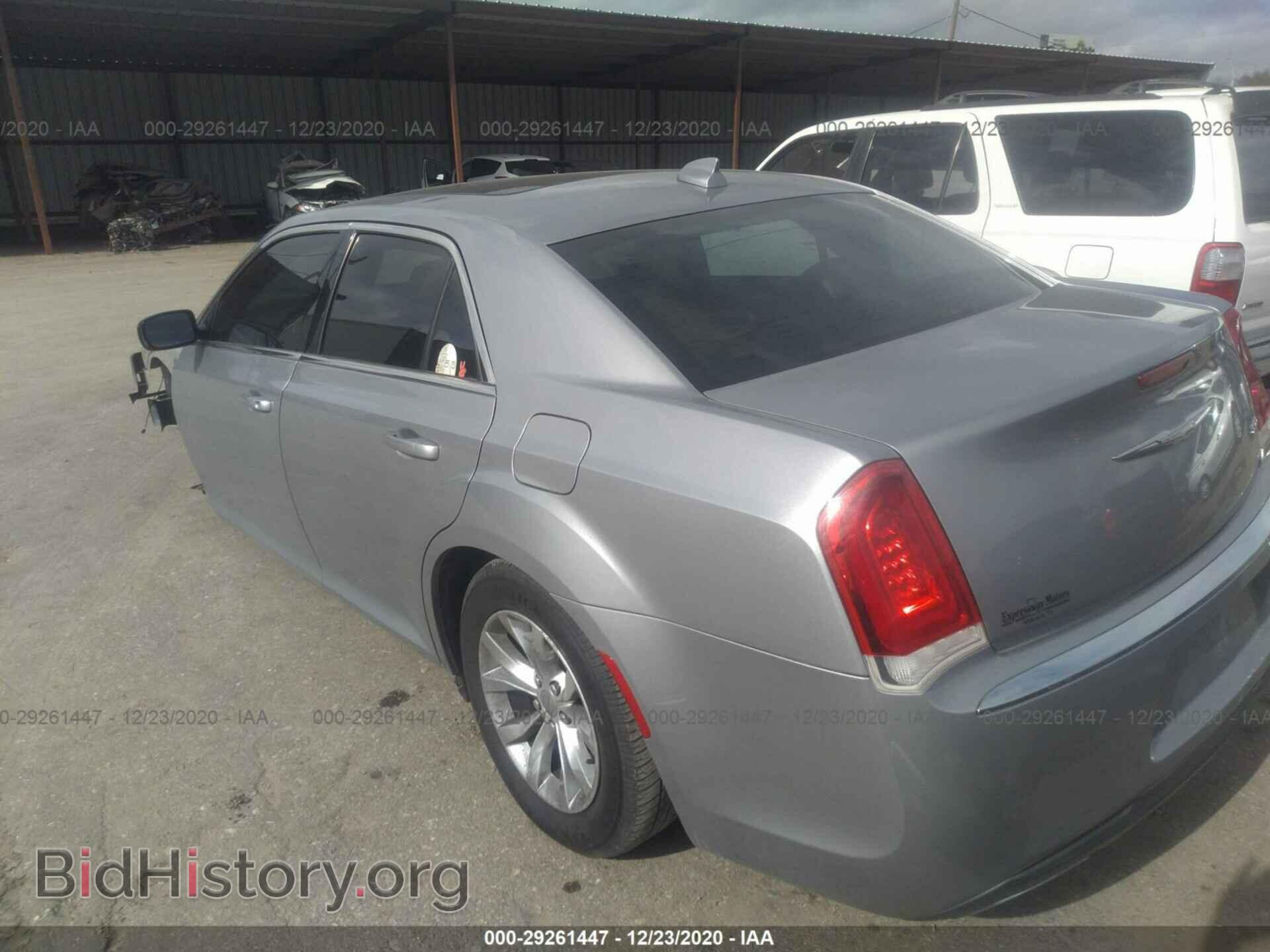 2015 CHRYSLER 300 - VIN: 2C3CCAAG0FH801879 - Фото 3