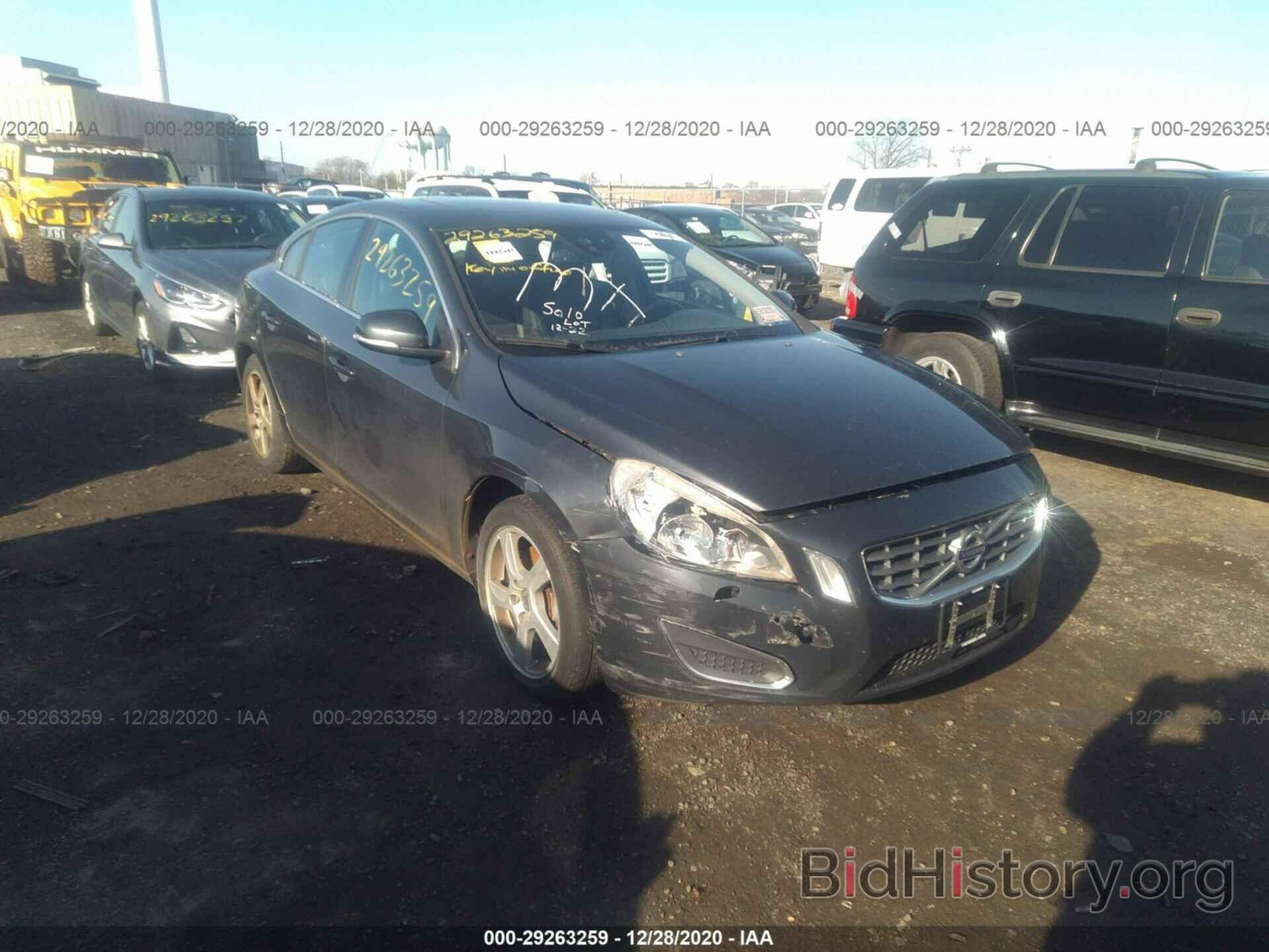 Photo YV1612FS8D2230952 - VOLVO S60 2013