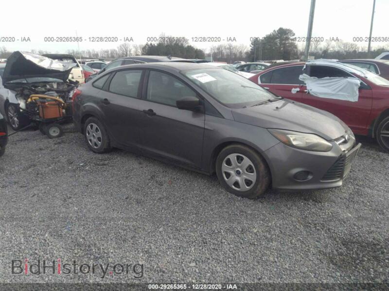 2012 Ford FOCUS S (VIN 1FAHP3E24CL282842) — фото 1 из 11, IAAI, повреждение: передняя часть