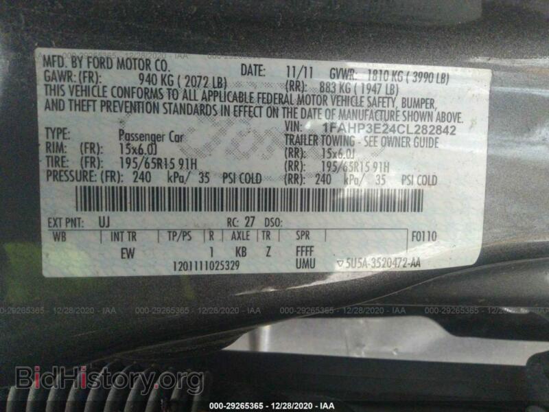 2012 Ford FOCUS (VIN 1FAHP3E24CL282842) — фото 9 из 11