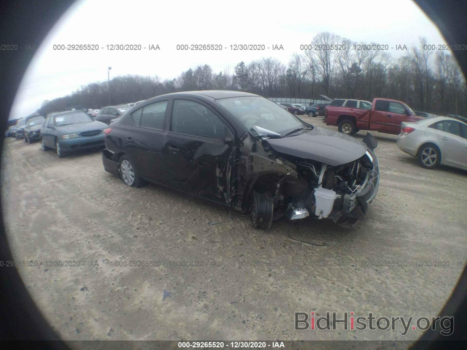 Photo 3N1CN7AP2KL821175 - NISSAN VERSA SEDAN 2019