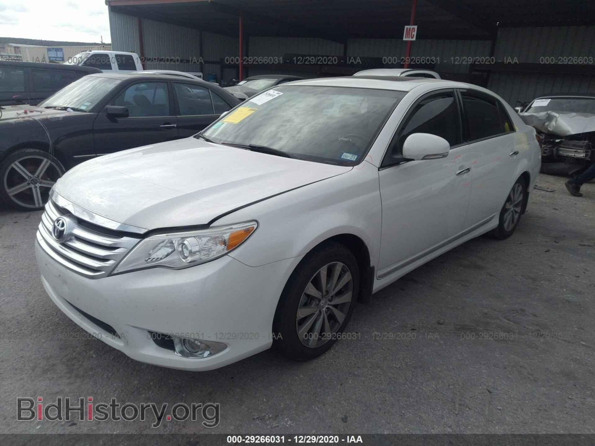 2011 TOYOTA AVALON - VIN: 4T1BK3DB1BU420082 - Фото 2