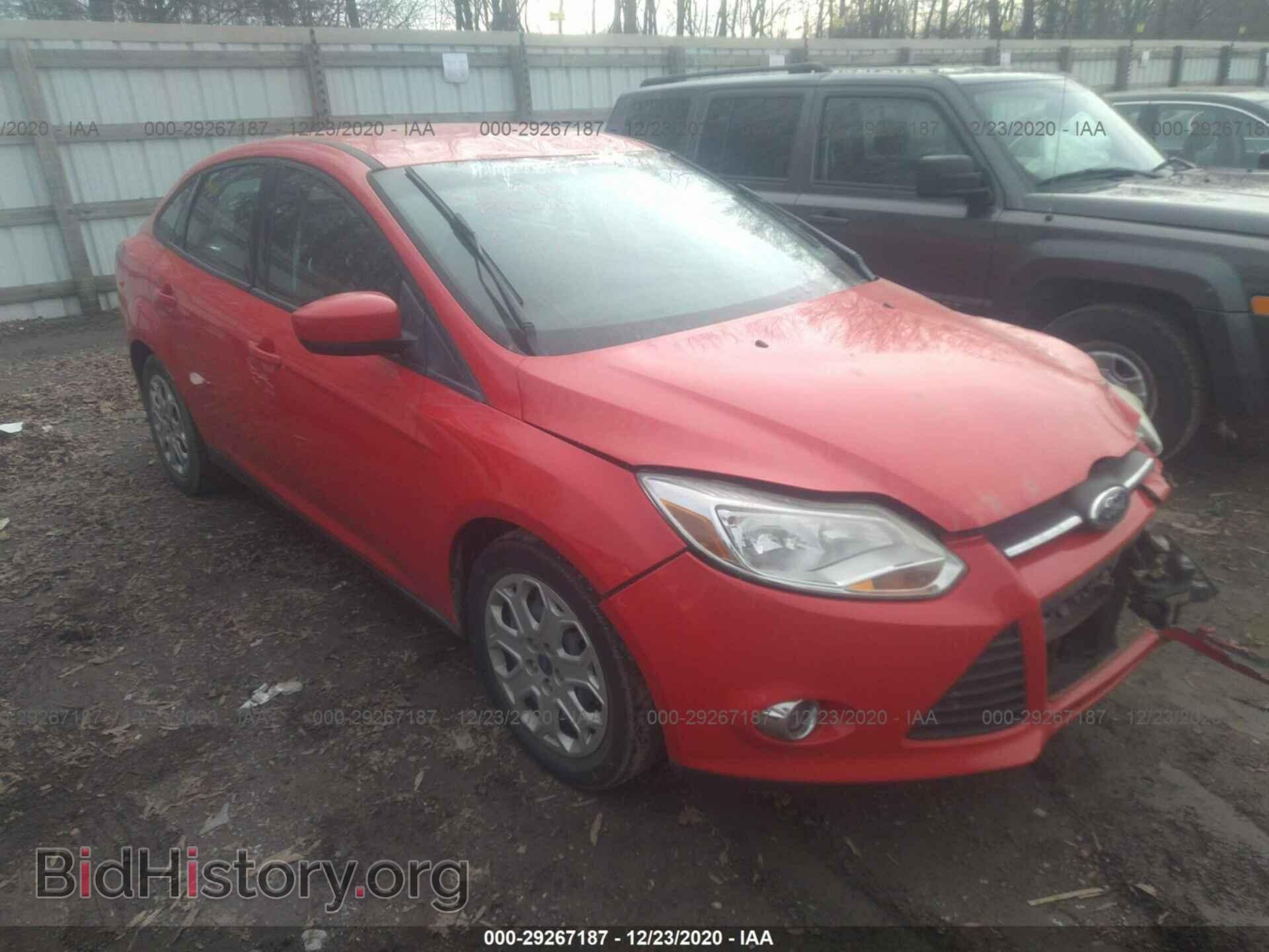 Photo 1FAHP3F21CL122917 - FORD FOCUS 2012