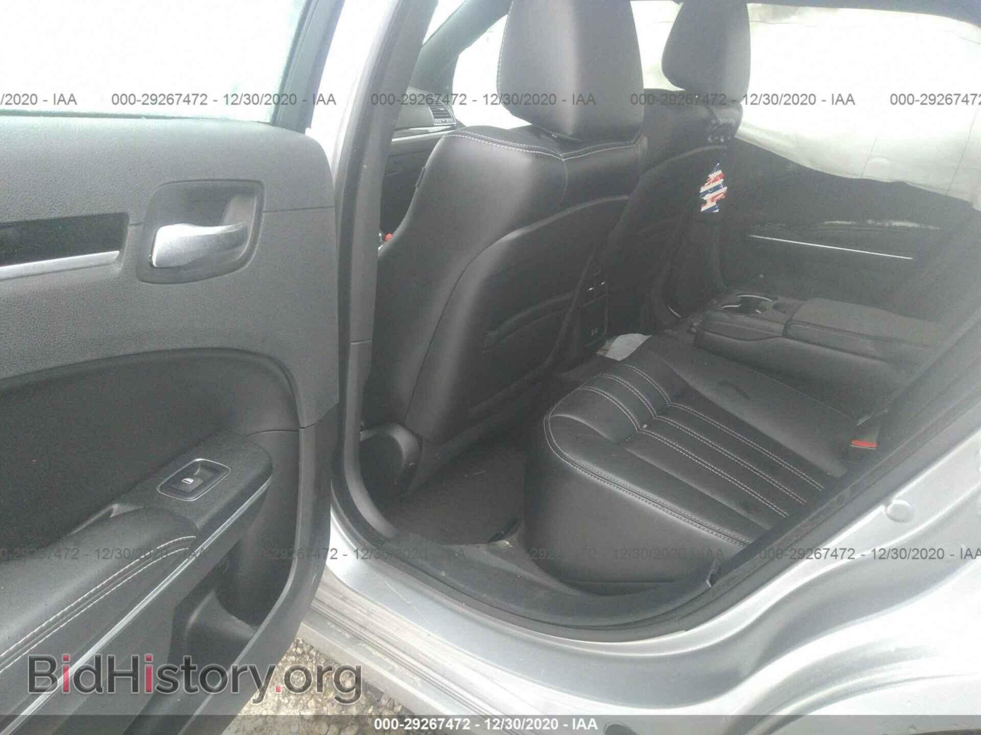 2018 CHRYSLER 300 - VIN: 2C3CCAGG7JH146216 - Фото 8