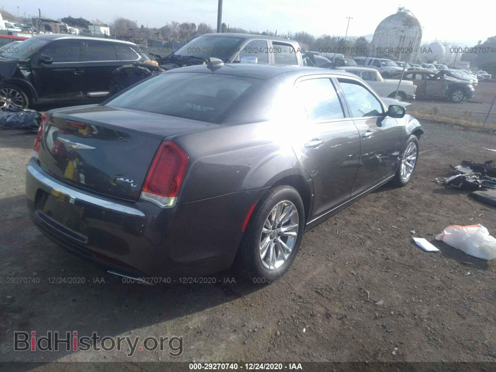 2017 CHRYSLER 300 - VIN: 2C3CCAEG2HH534029 - Фото 4