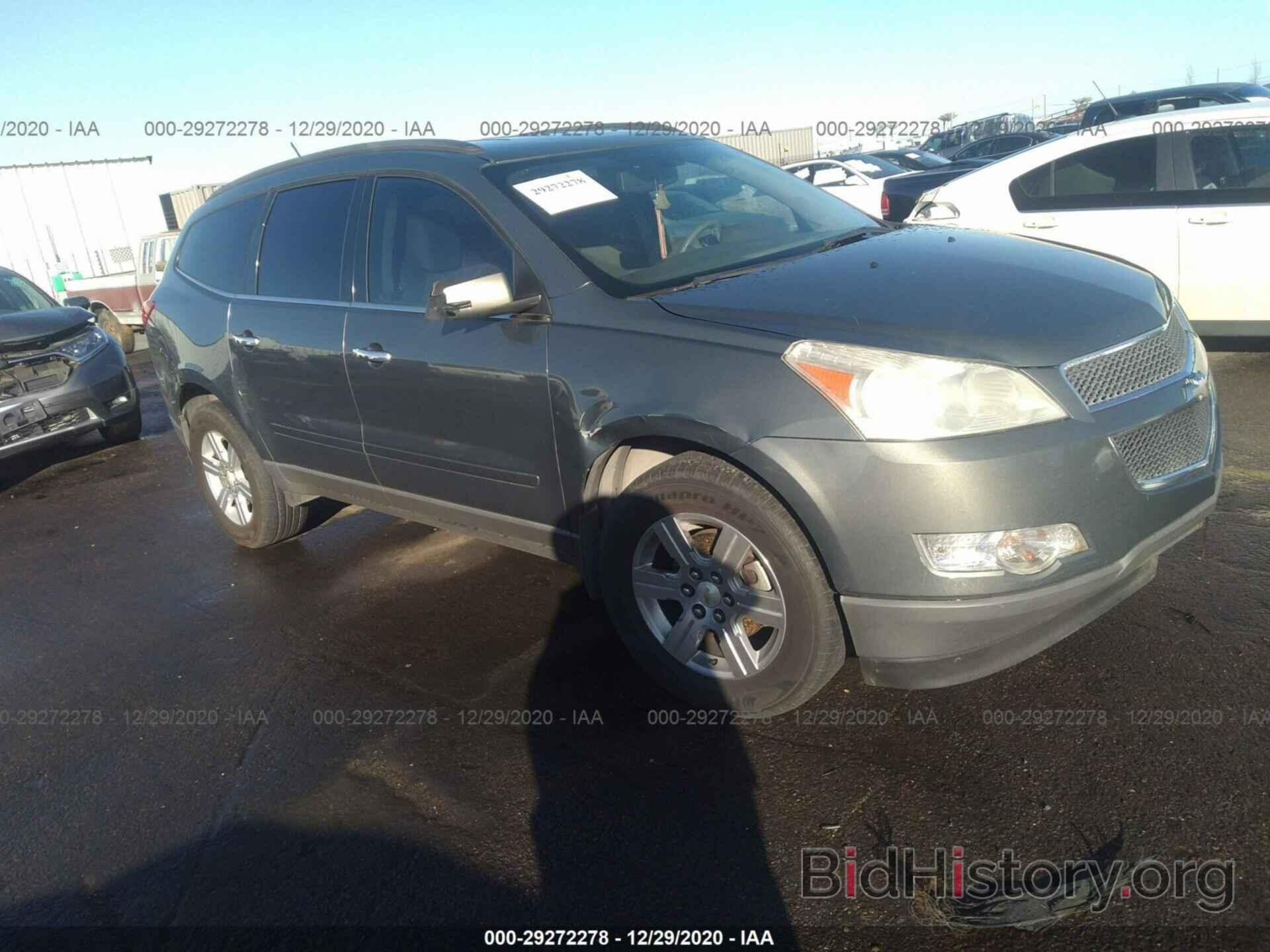 Photo 1GNKRGED8BJ144306 - CHEVROLET TRAVERSE 2011