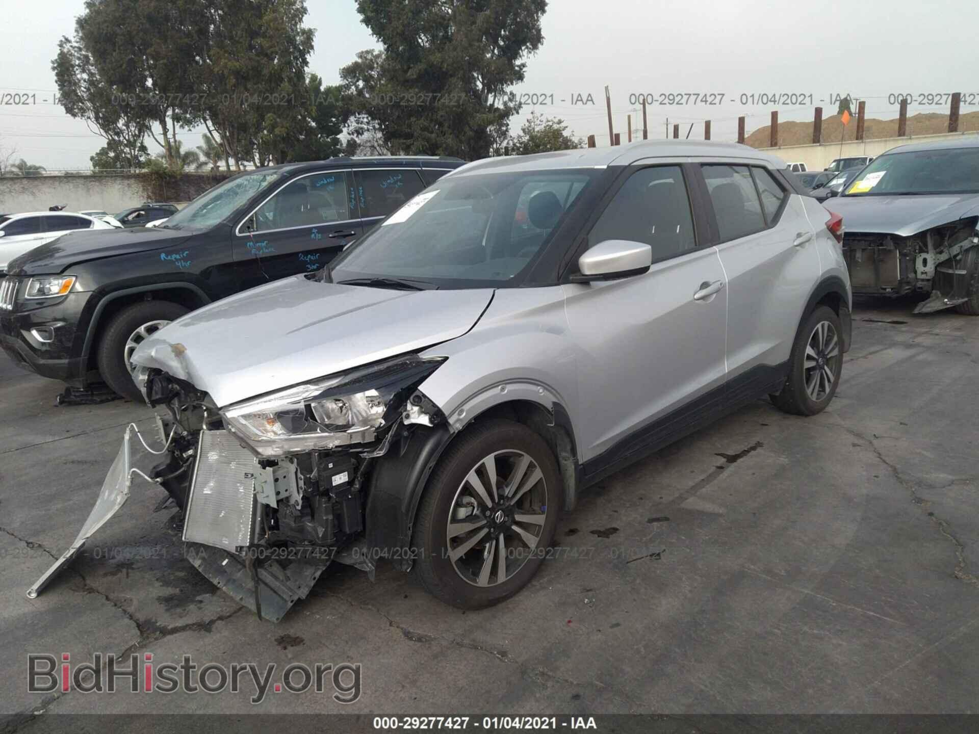 2019 NISSAN KICKS - VIN: 3N1CP5CU4KL558706 - Фото 2