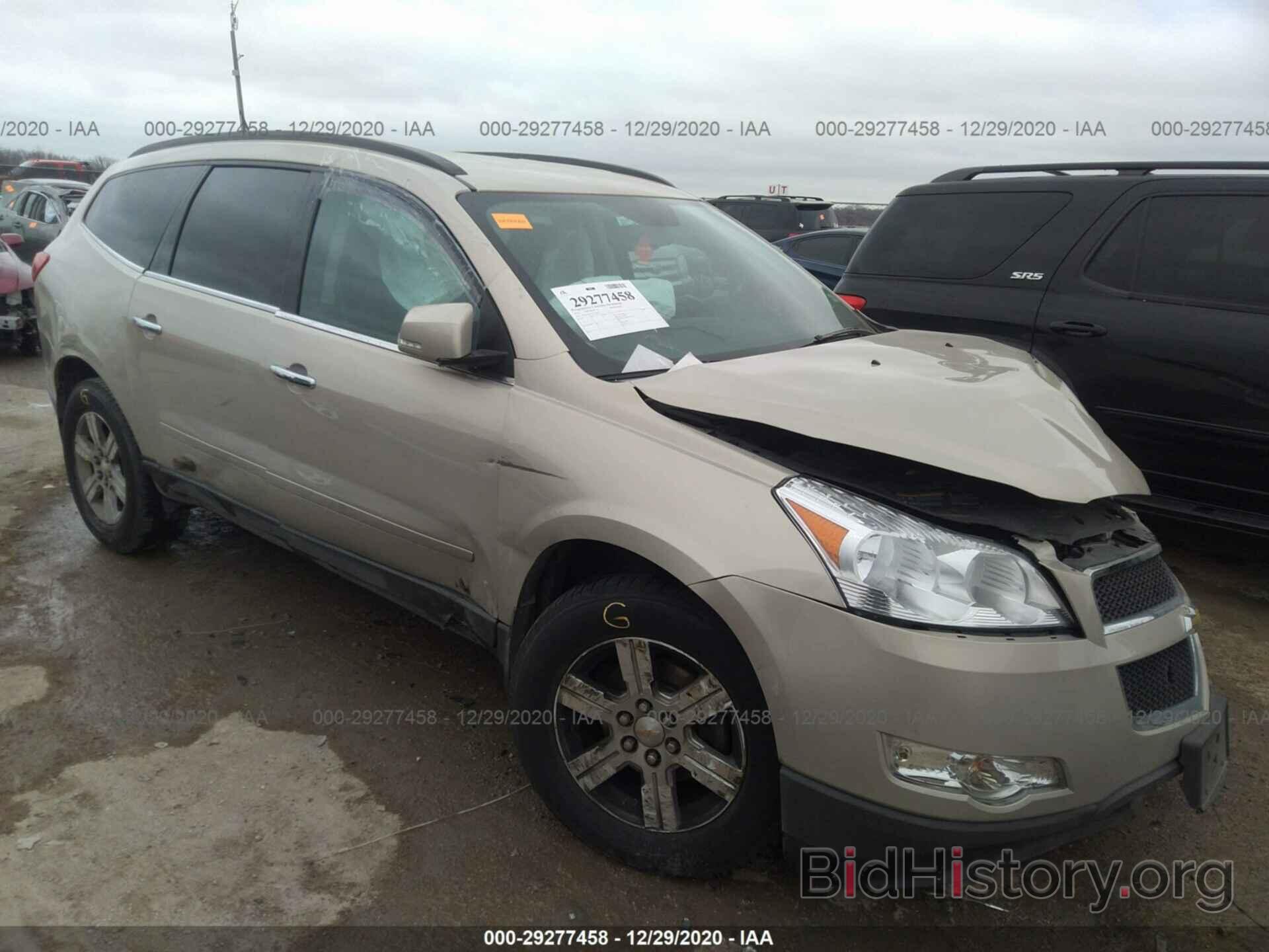 Photo 1GNKRGED1CJ331159 - CHEVROLET TRAVERSE 2012