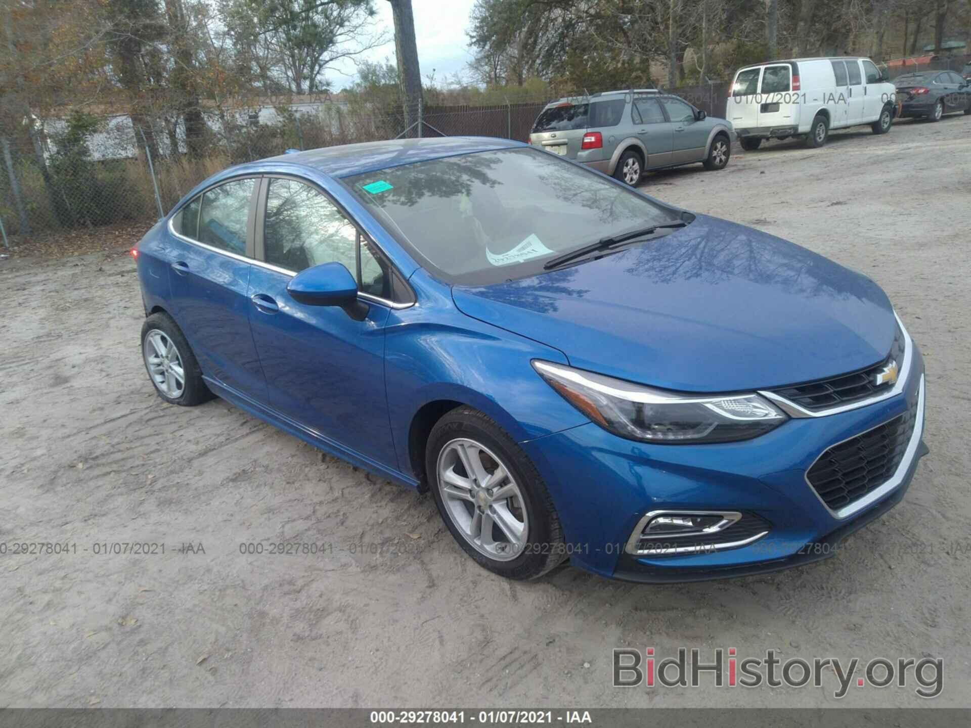 Photo 1G1BE5SMXJ7226166 - CHEVROLET CRUZE 2018