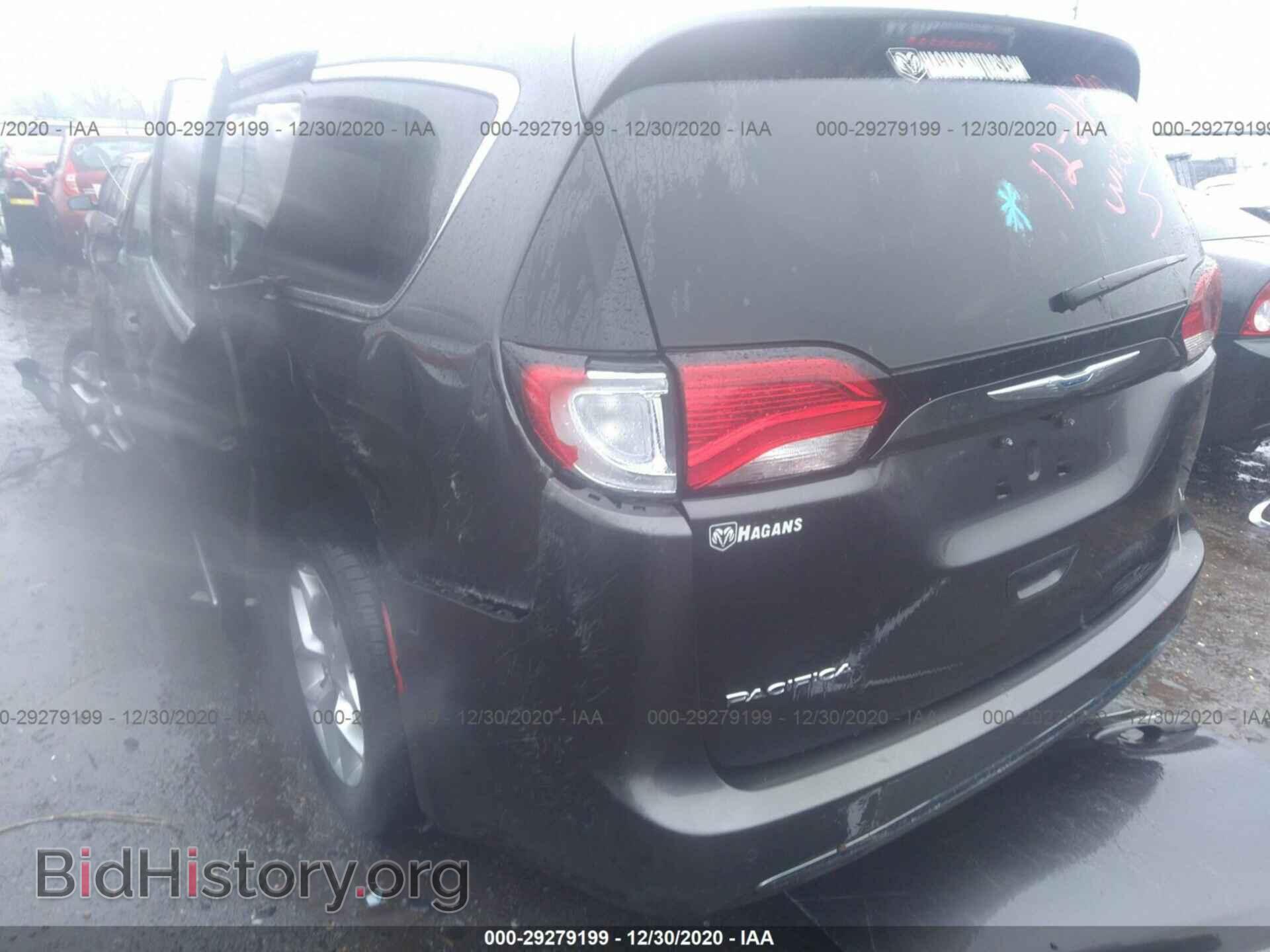 2017 CHRYSLER PACIFICA - VIN: 2C4RC1BG9HR763263 - Фото 3