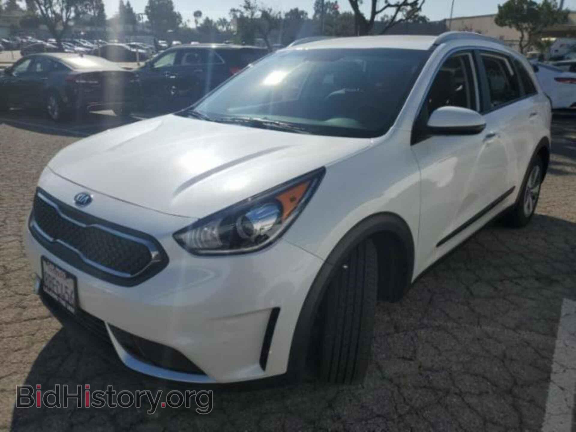 2018 KIA NIRO - VIN: KNDCB3LCXJ5141015 - Фото 2