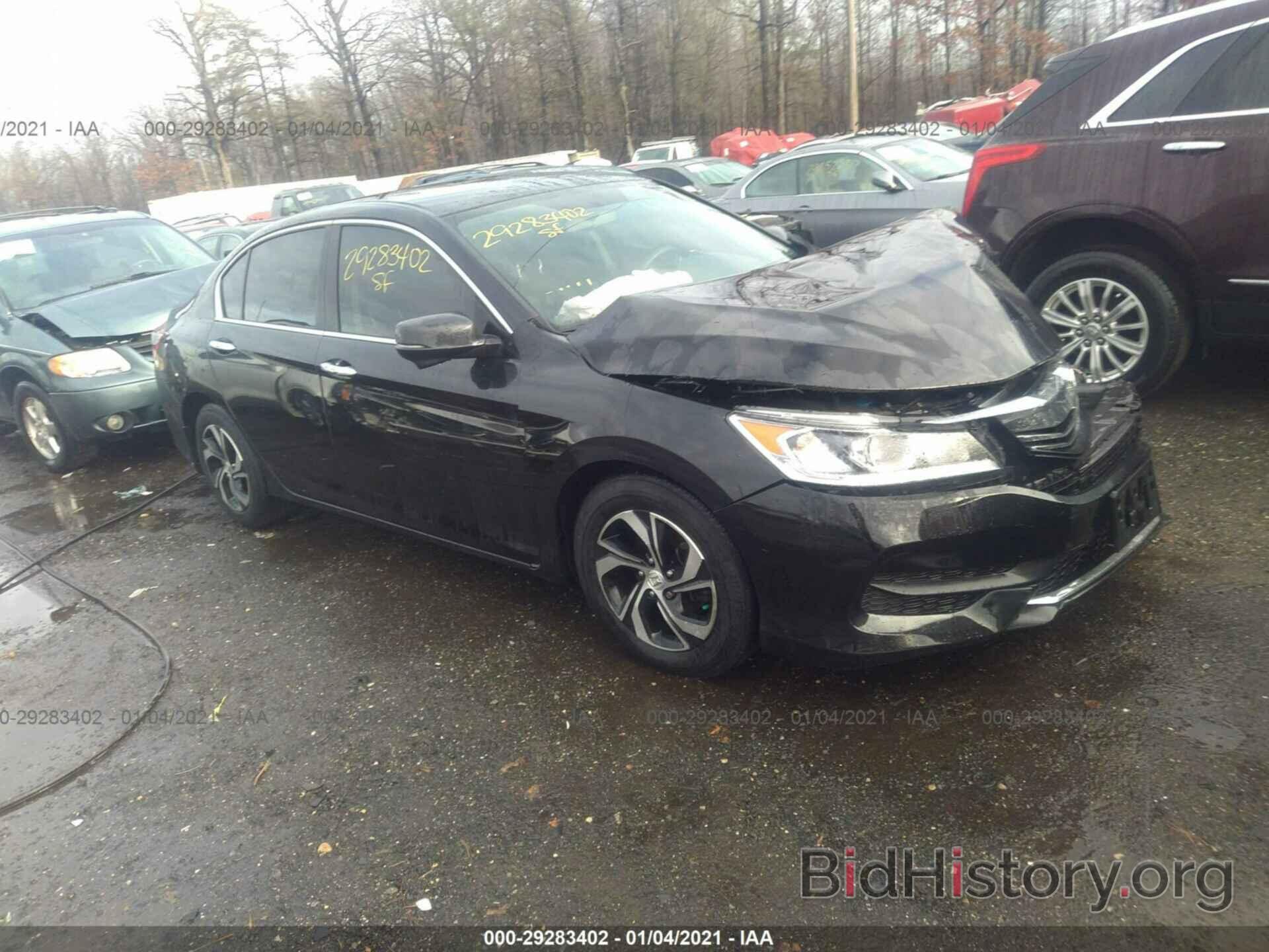 Photo 1HGCR2F3XHA172690 - HONDA ACCORD SEDAN 2017