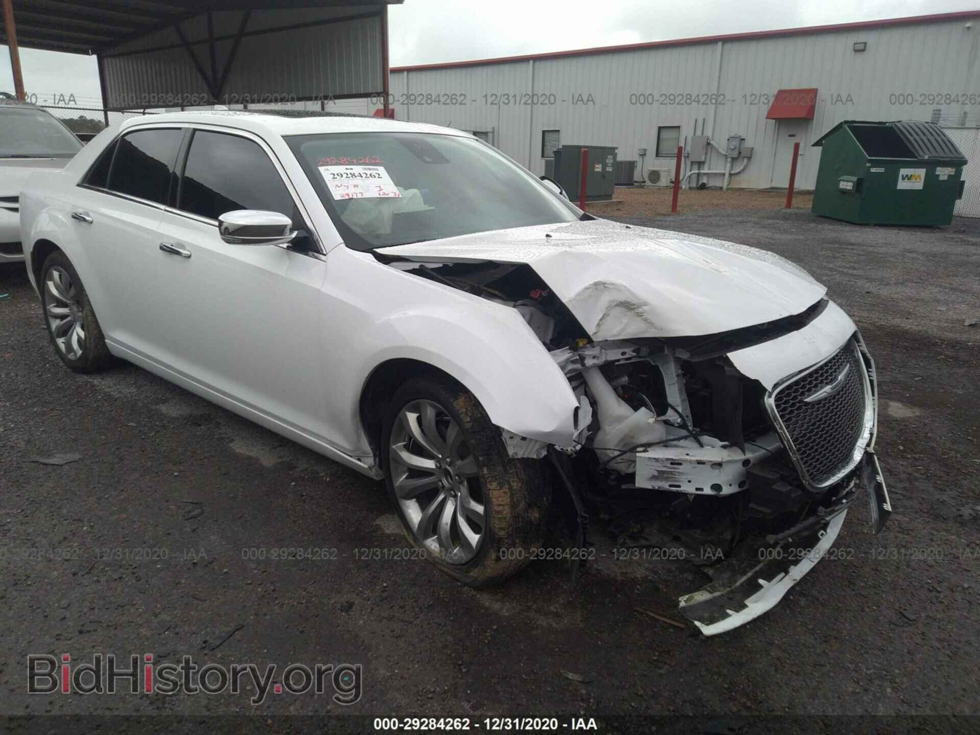 Фотография 2C3CCAEG3KH705913 - CHRYSLER 300 2019