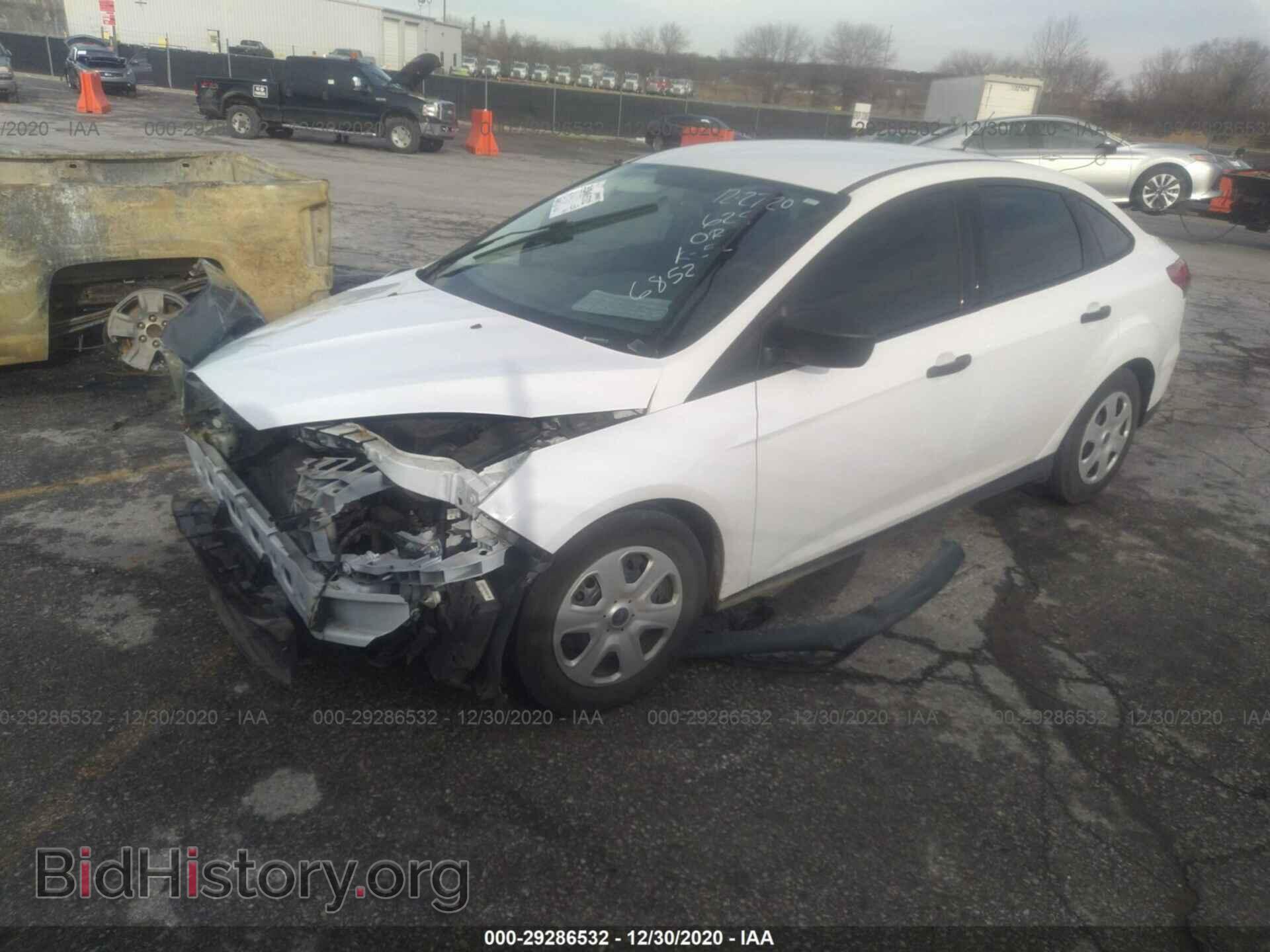 2016 FORD FOCUS - VIN: 1FADP3E22GL236852 - Photo 2