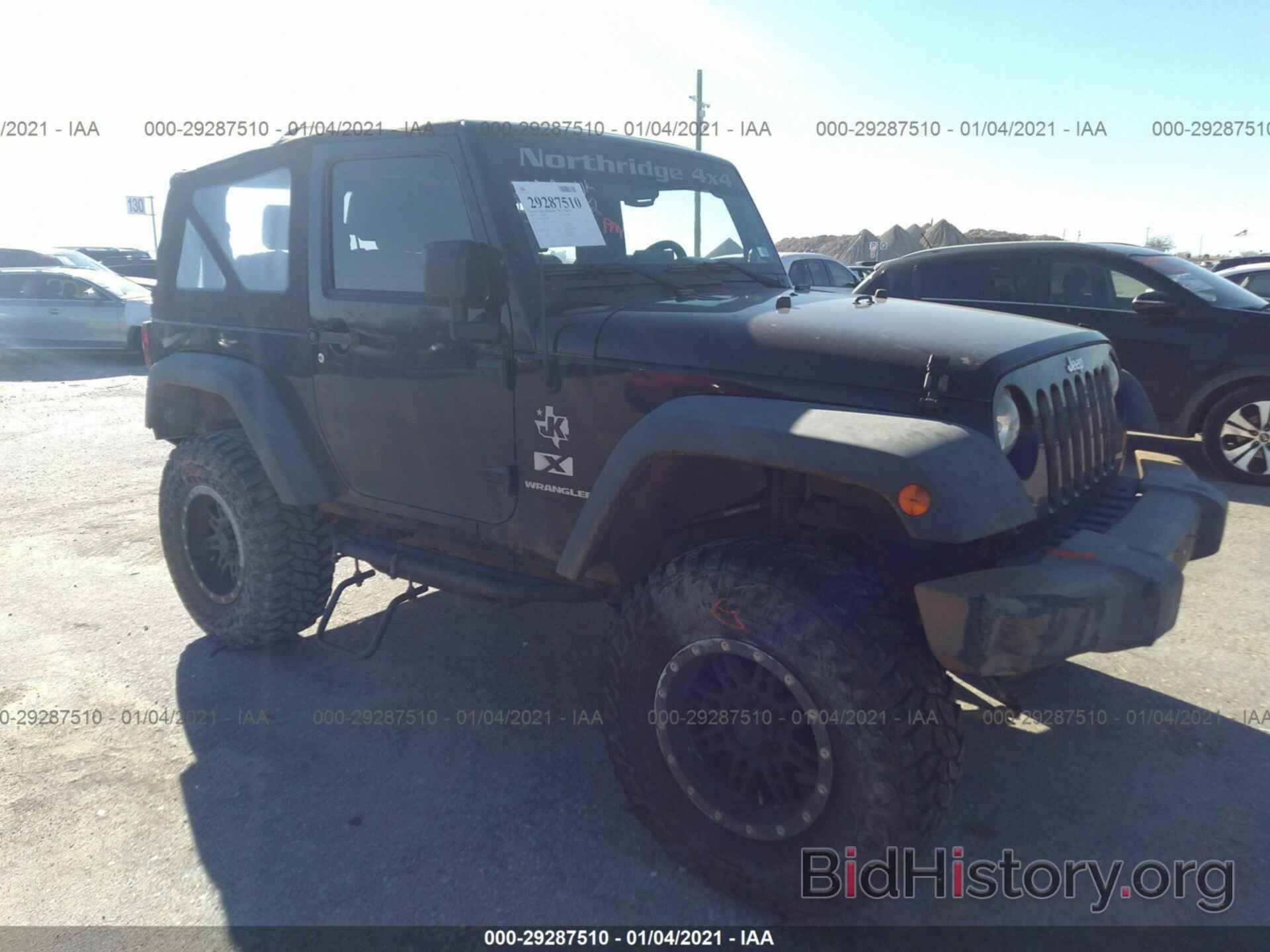 Фотография 1J4FA24138L558256 - JEEP WRANGLER 2008