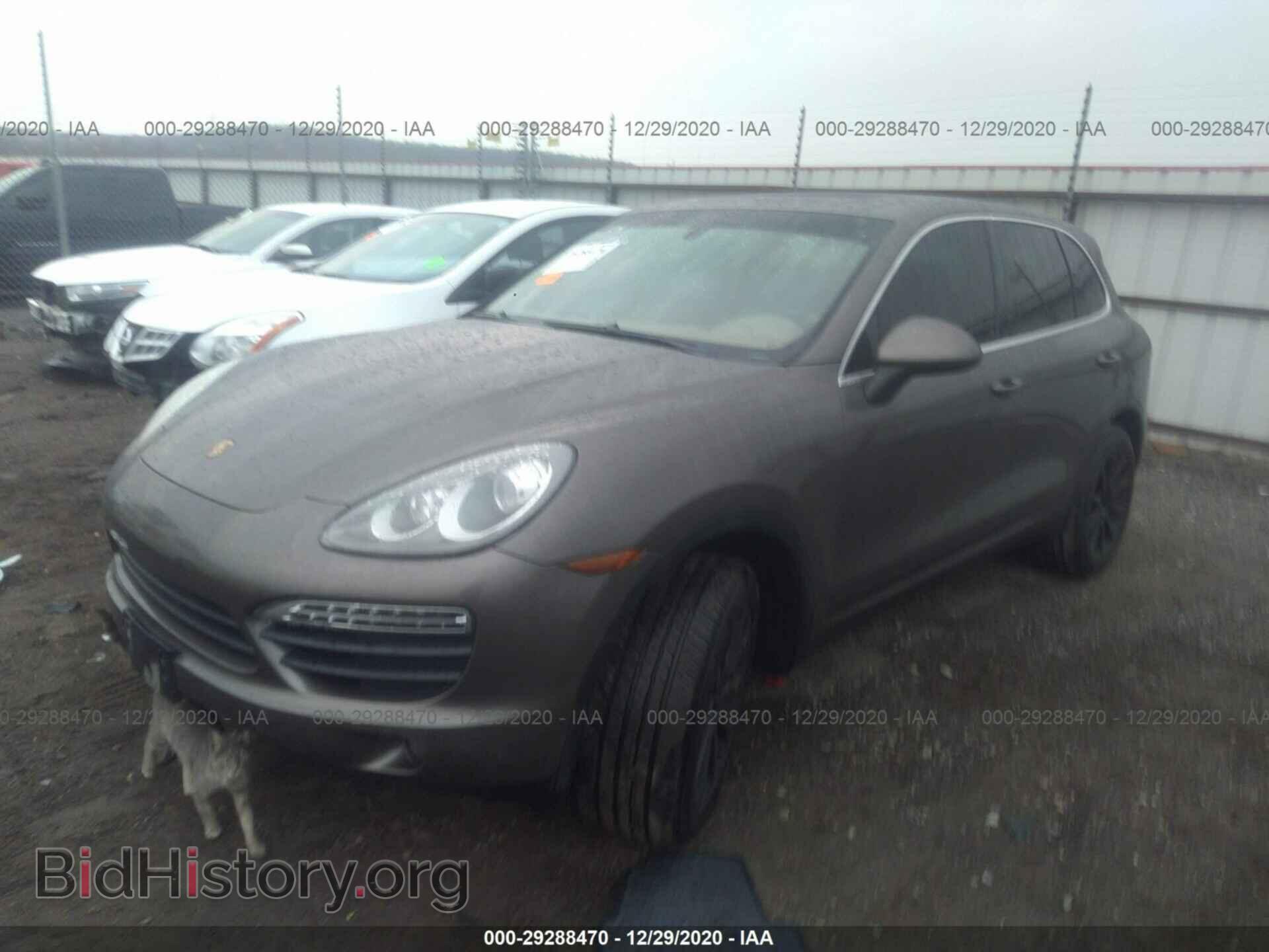 2011 PORSCHE CAYENNE - VIN: WP1AB2A2XBLA44825 - Фото 2